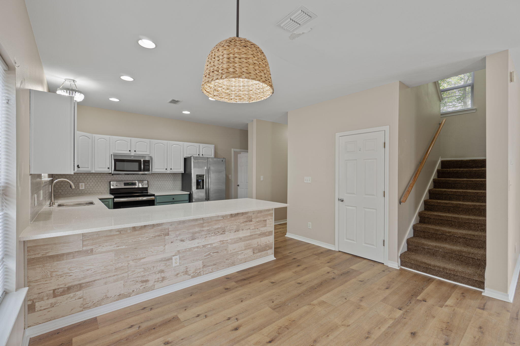 ENCHANTED ESTATES - Residential