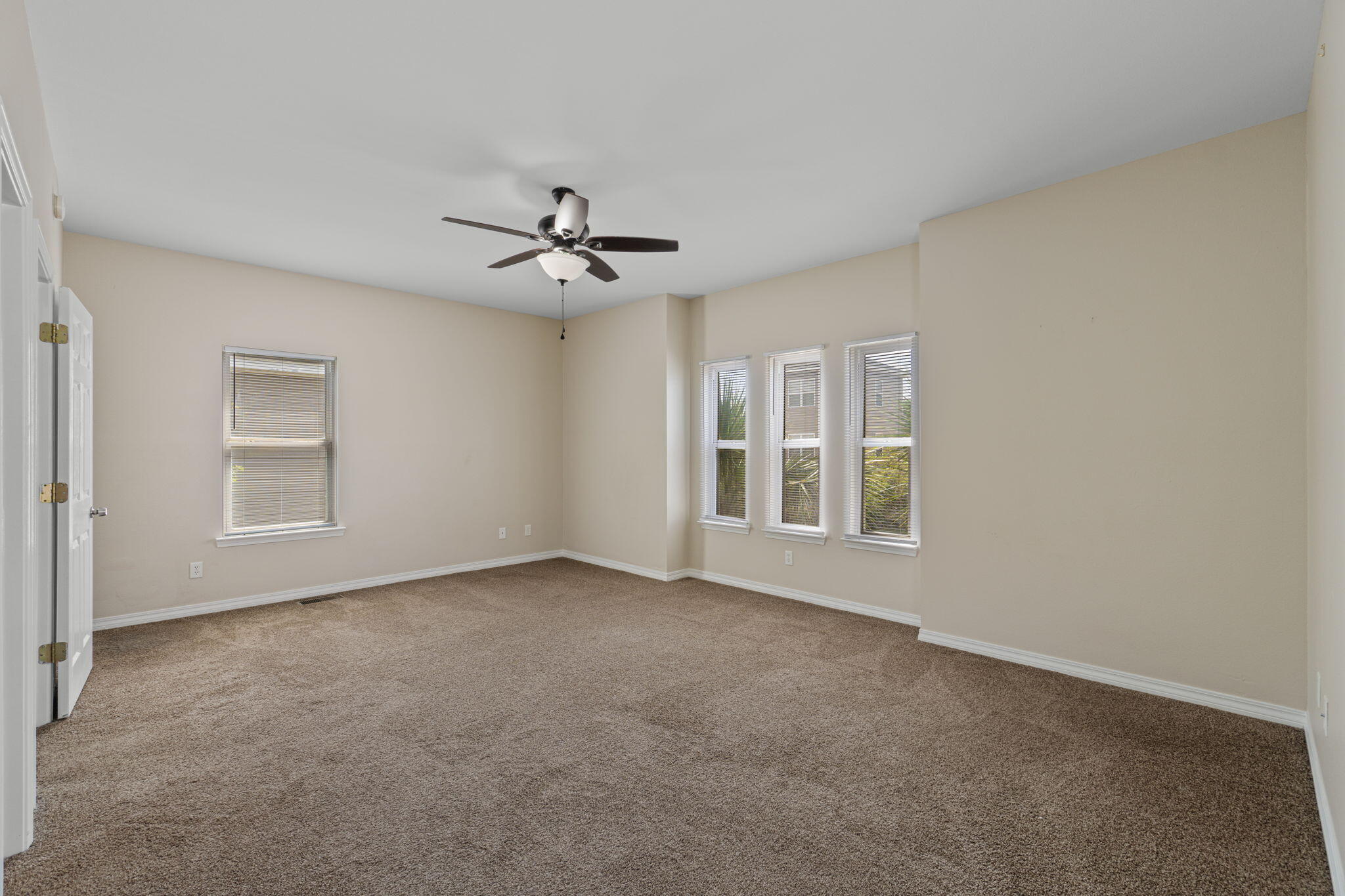ENCHANTED ESTATES - Residential
