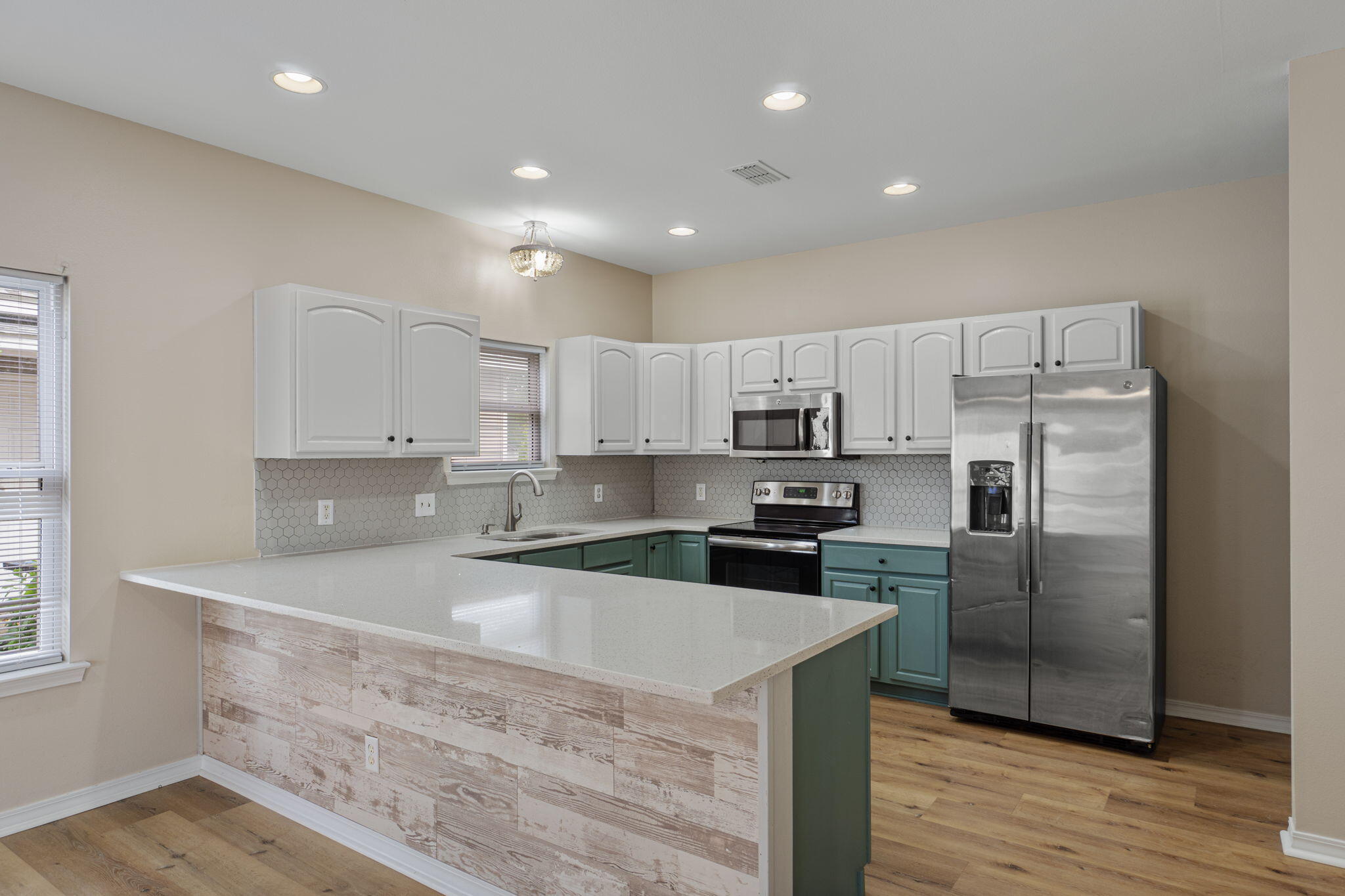 ENCHANTED ESTATES - Residential