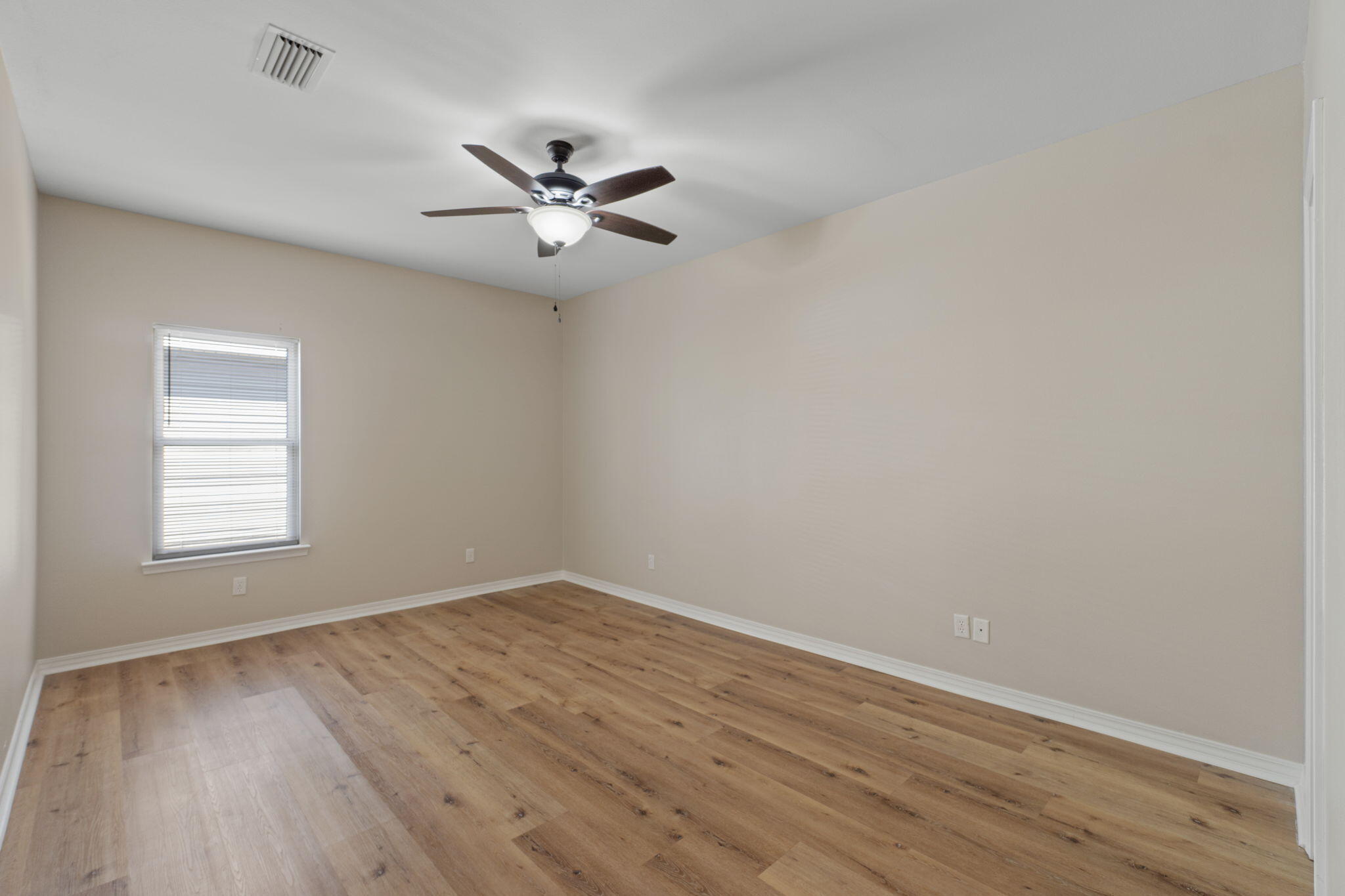 ENCHANTED ESTATES - Residential