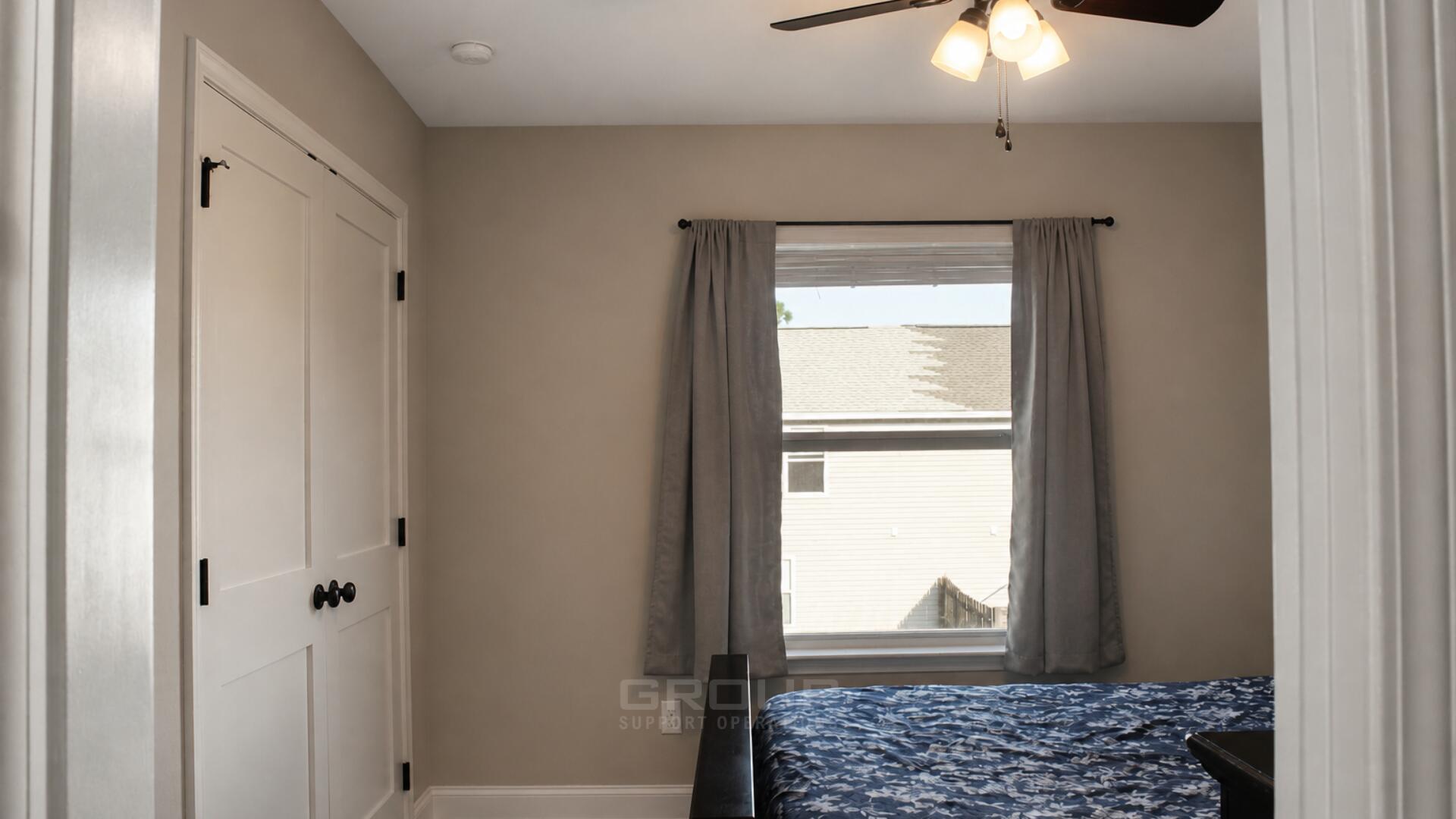 CRESCENT SHORES - Residential