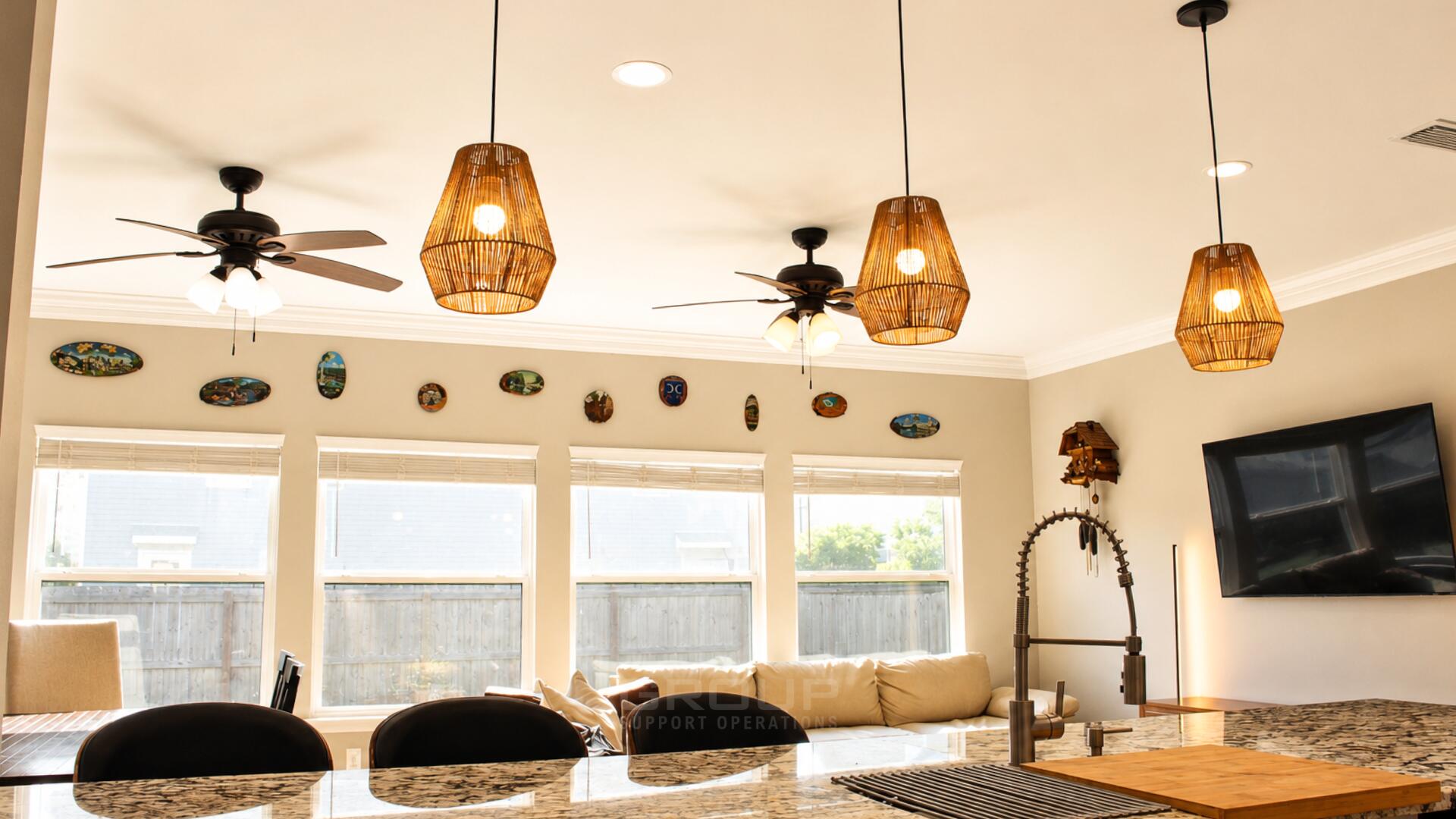 CRESCENT SHORES - Residential