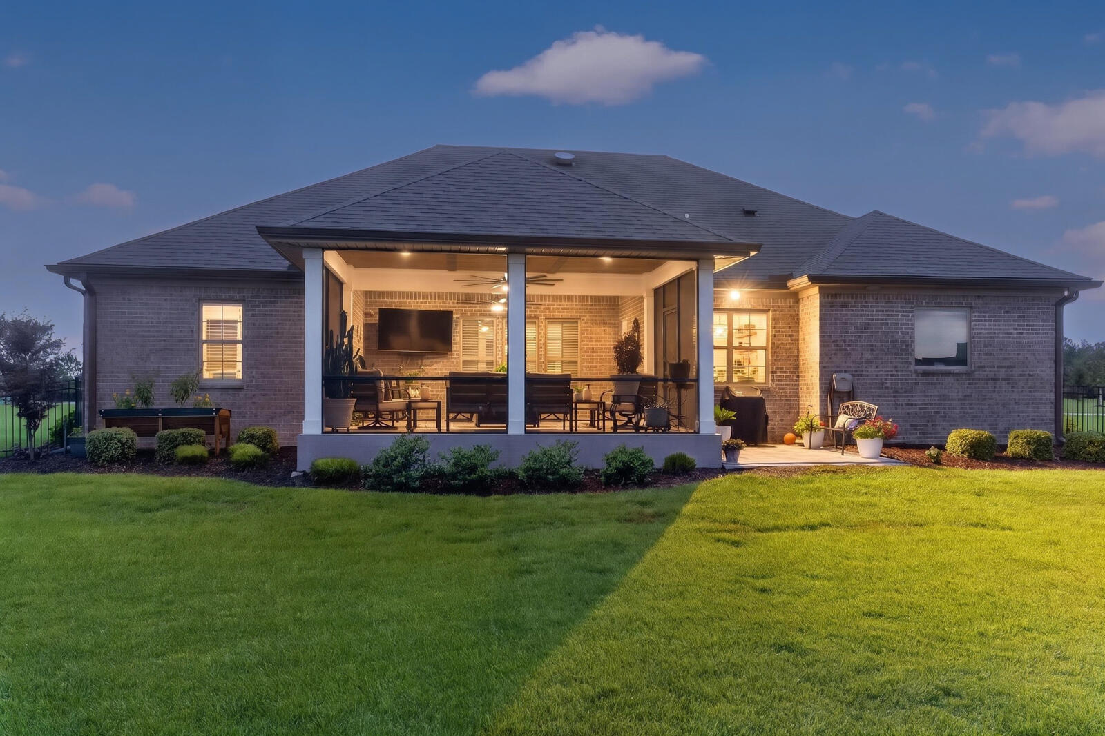 WINDSWEPT ESTATES - Residential