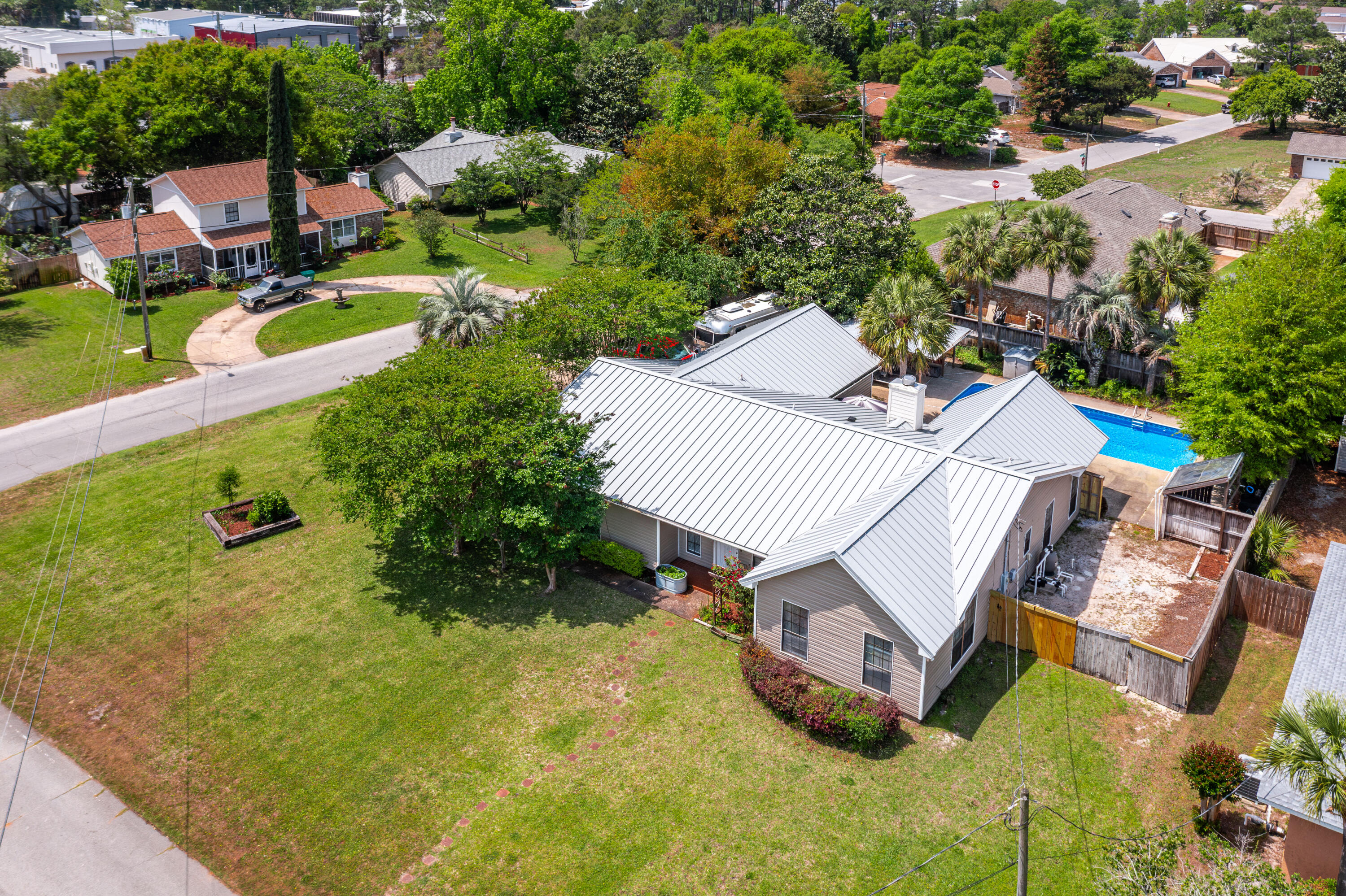 KELL-AIRE GARDENS - Residential Lease