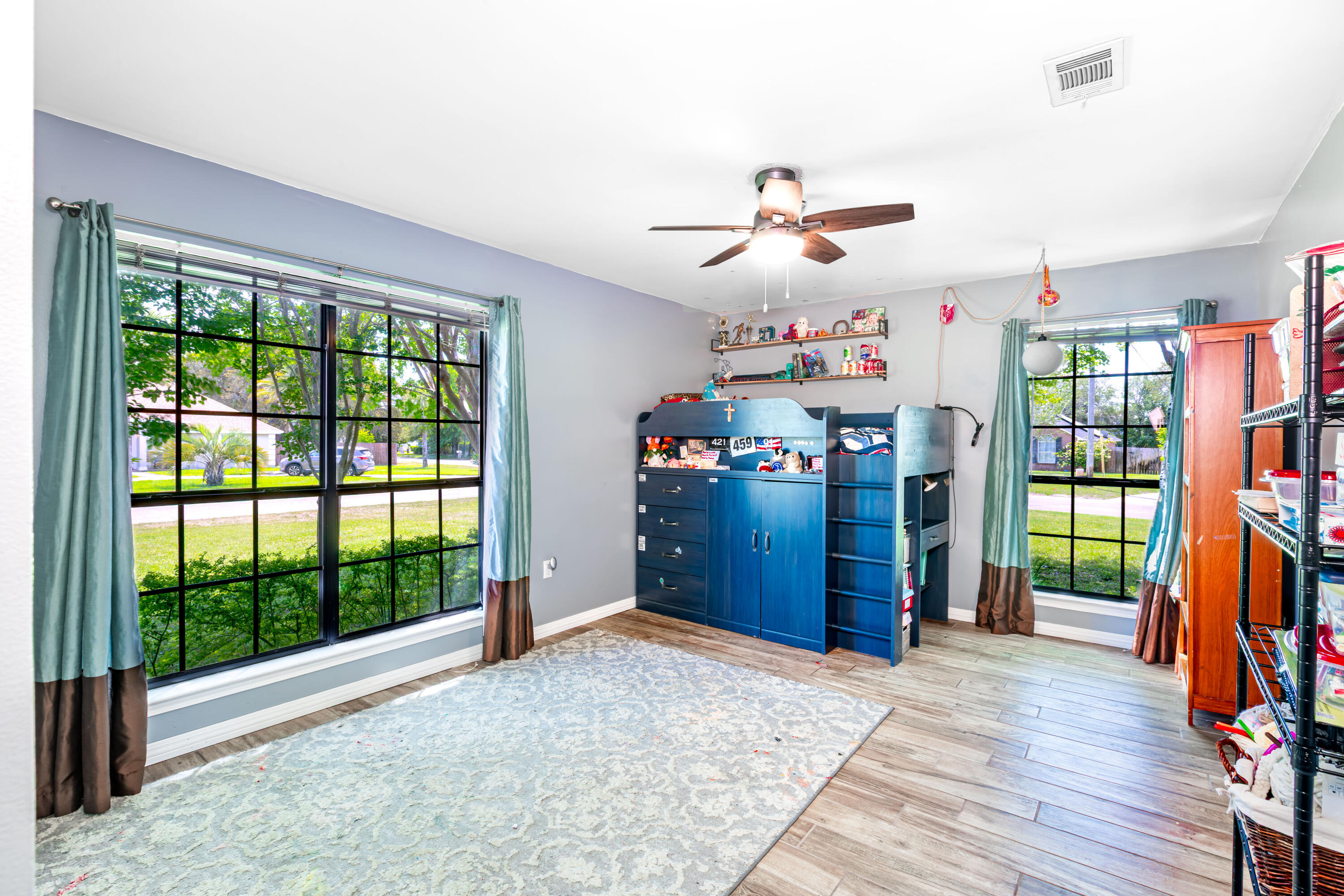 KELL-AIRE GARDENS - Residential Lease