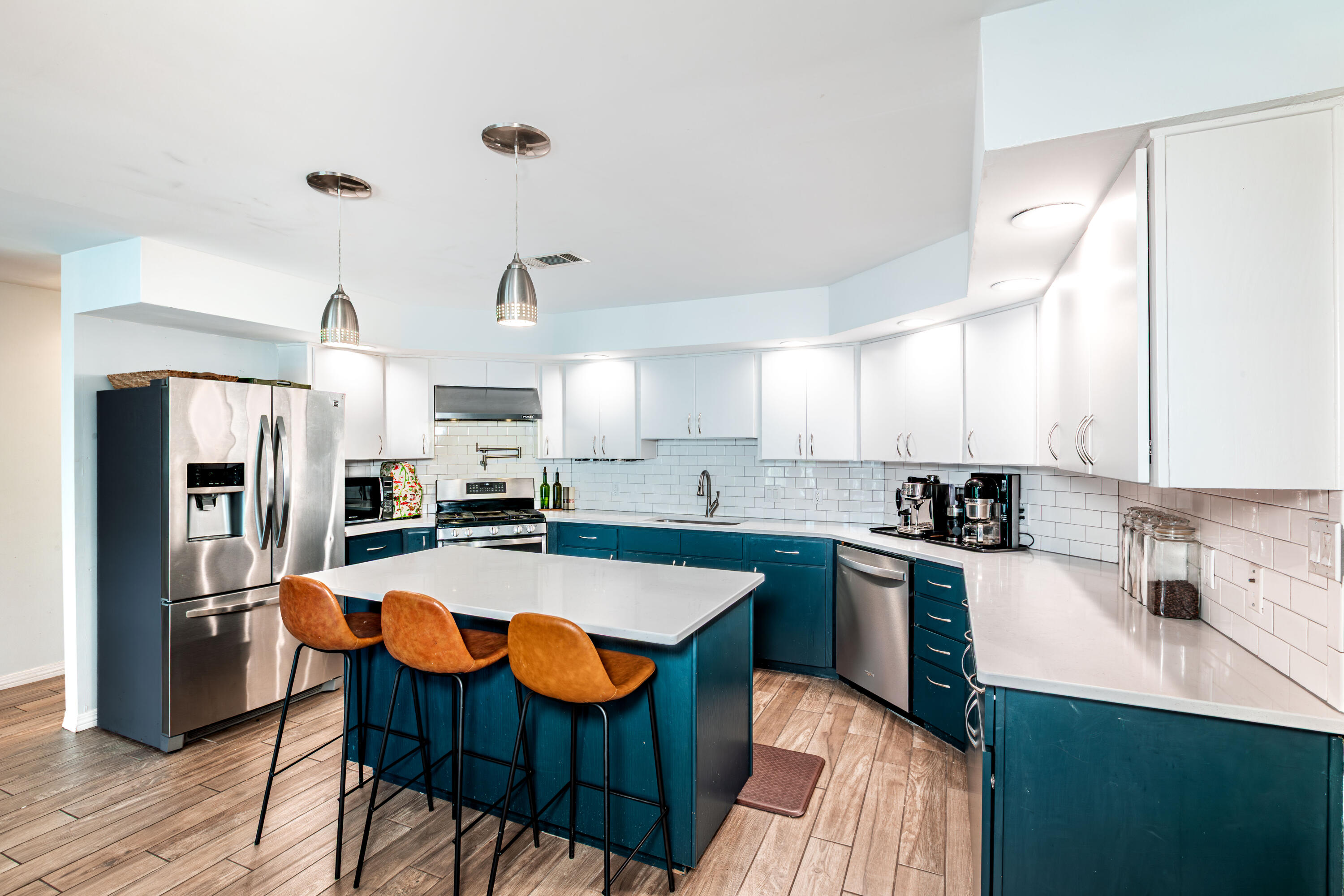 KELL-AIRE GARDENS - Residential Lease