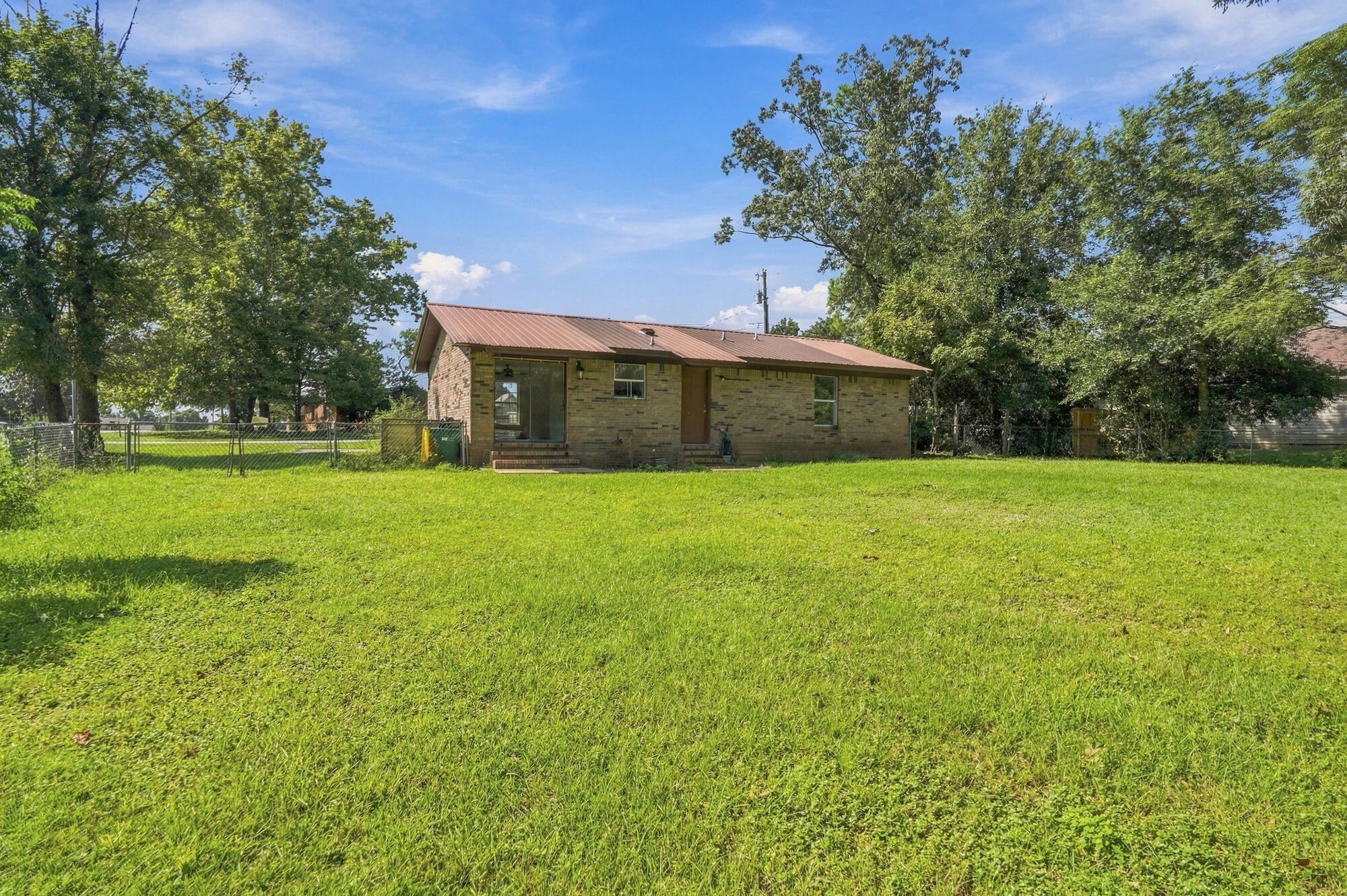 AUBURN HEIGHTS - Residential