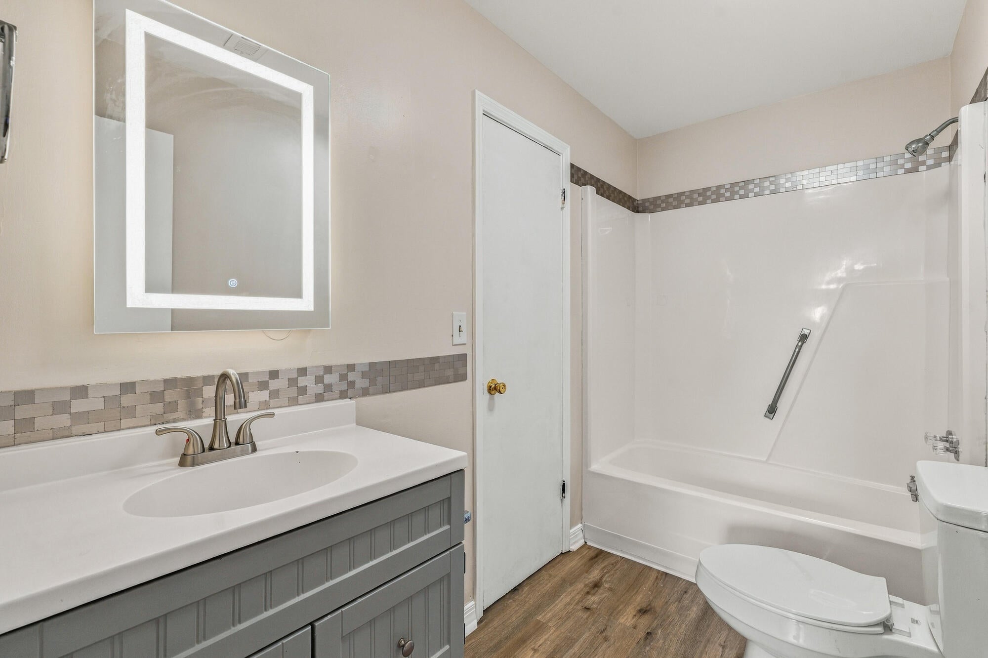 AUBURN HEIGHTS - Residential