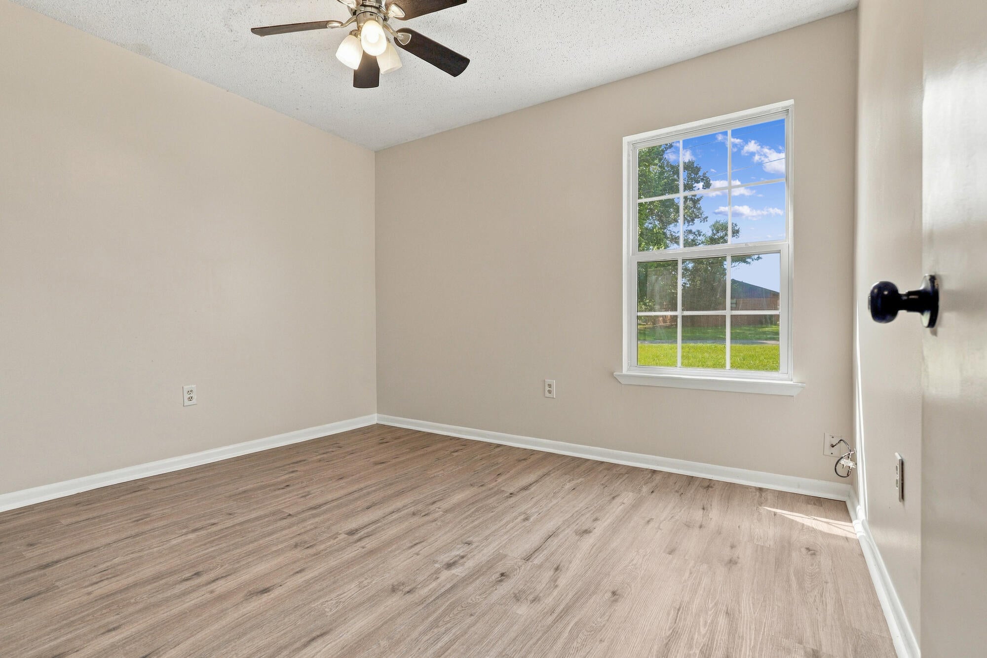 AUBURN HEIGHTS - Residential