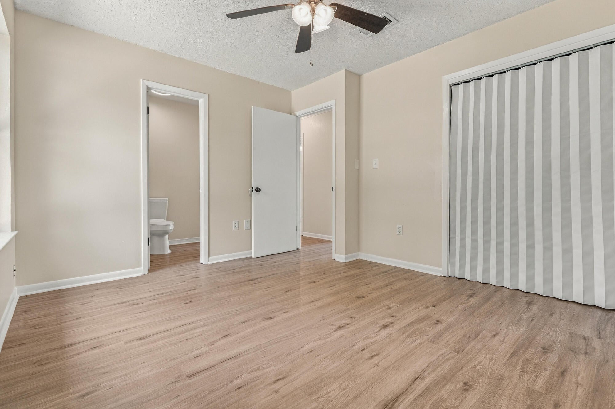 AUBURN HEIGHTS - Residential