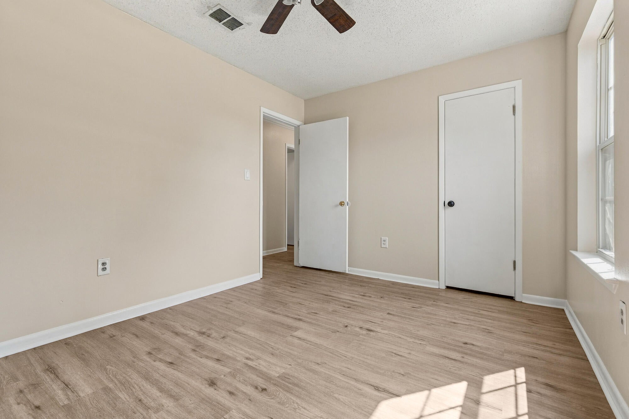 AUBURN HEIGHTS - Residential
