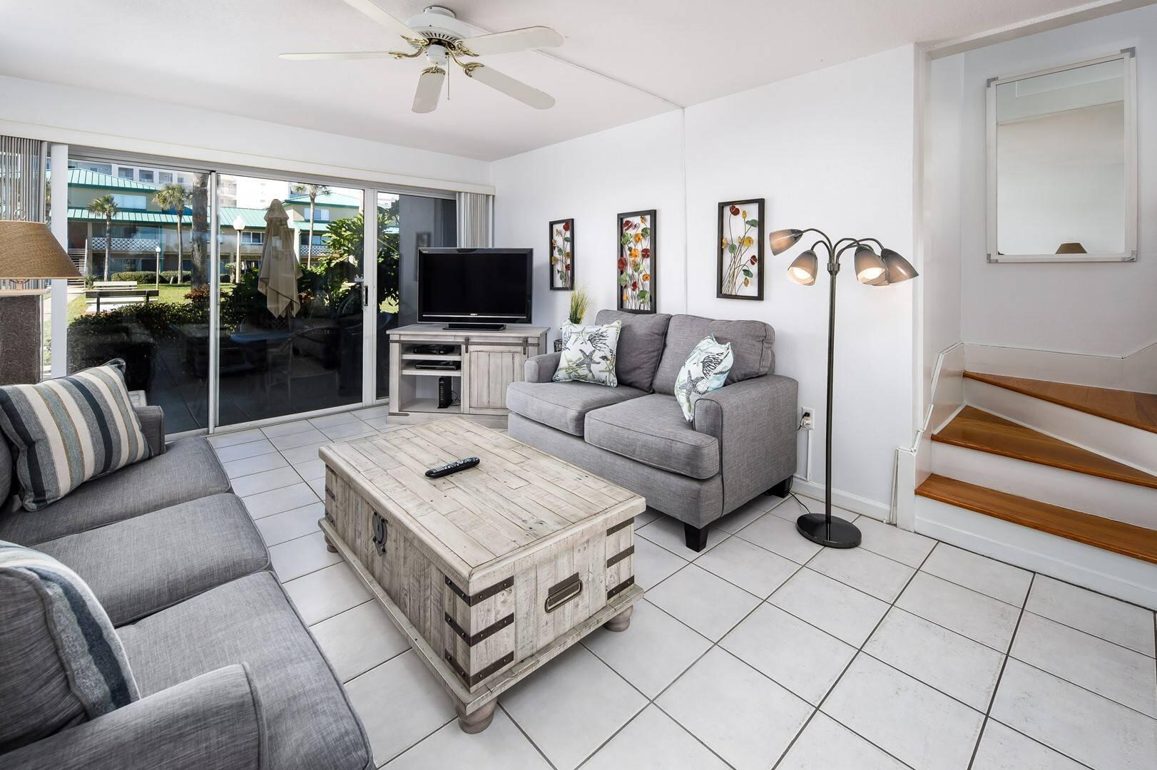 SEASPRAY CONDO - Residential