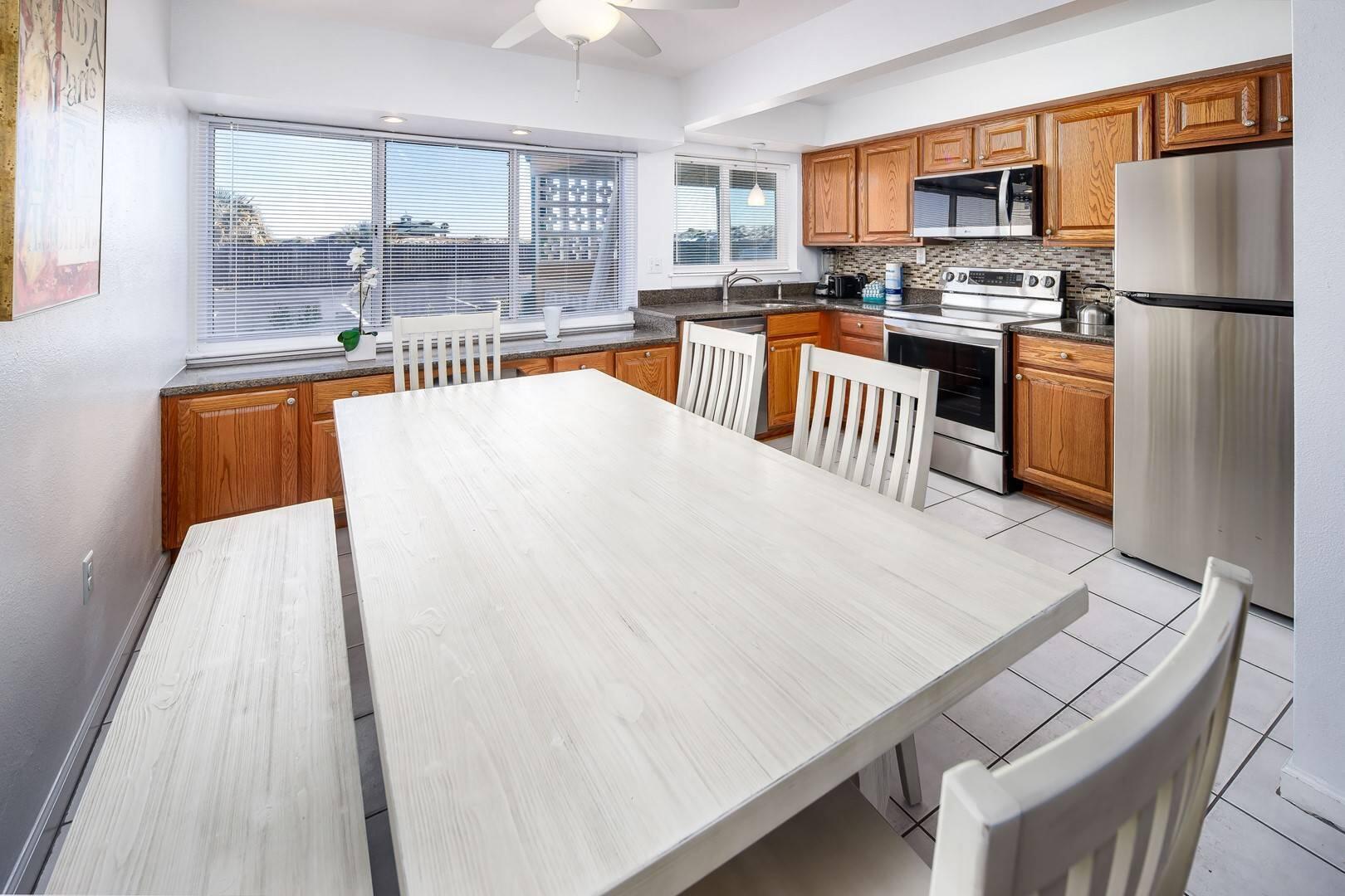 SEASPRAY CONDO - Residential