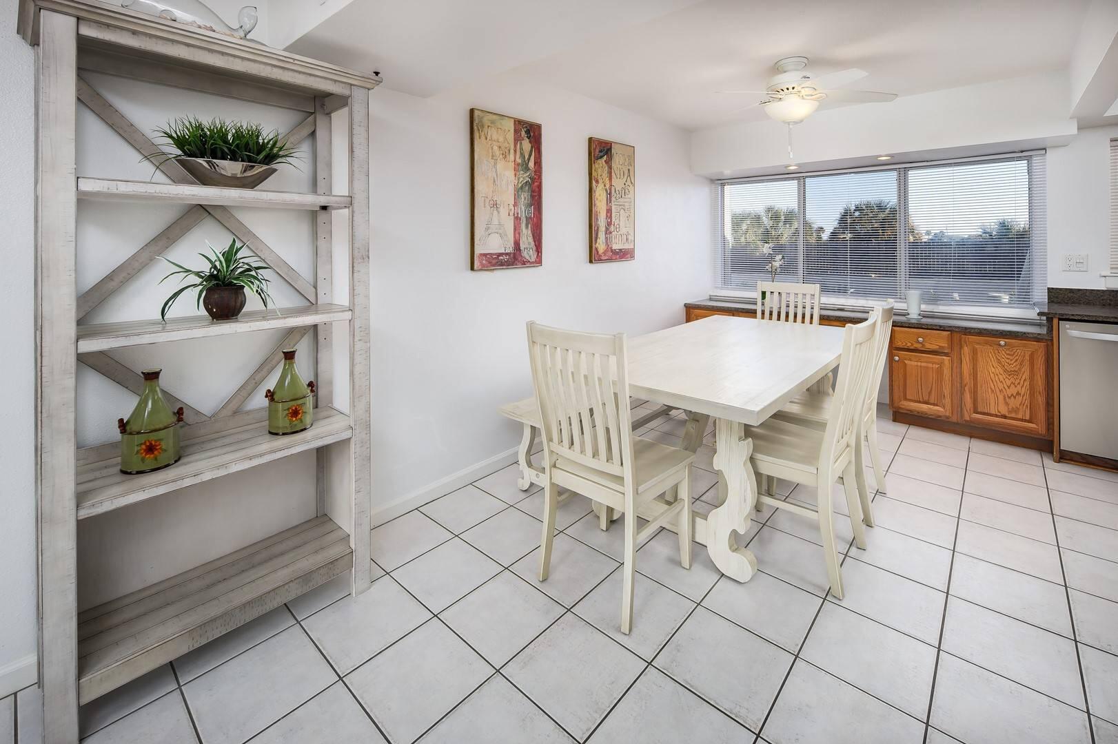 SEASPRAY CONDO - Residential