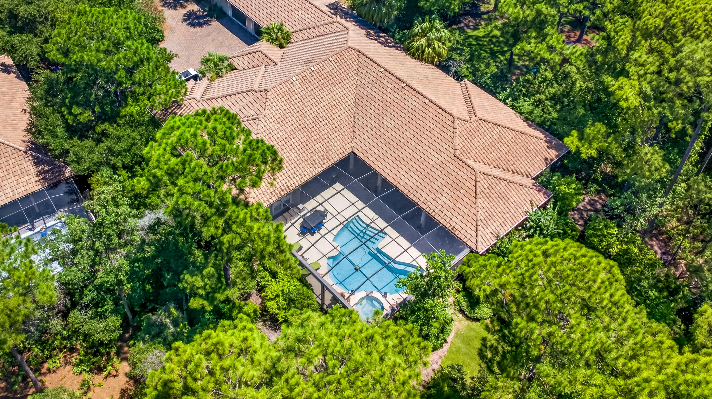 BURNT PINE - Residential