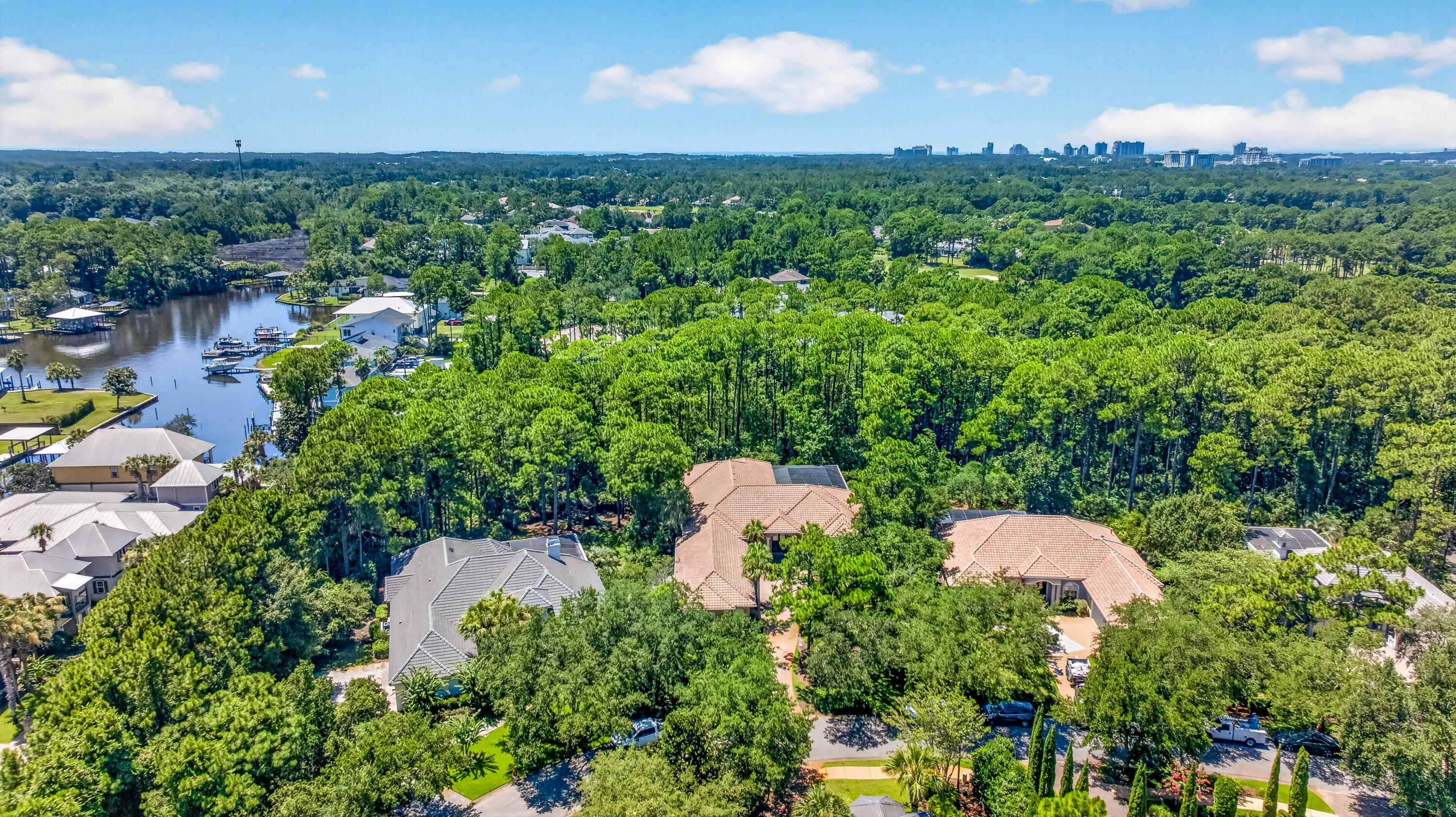 BURNT PINE - Residential