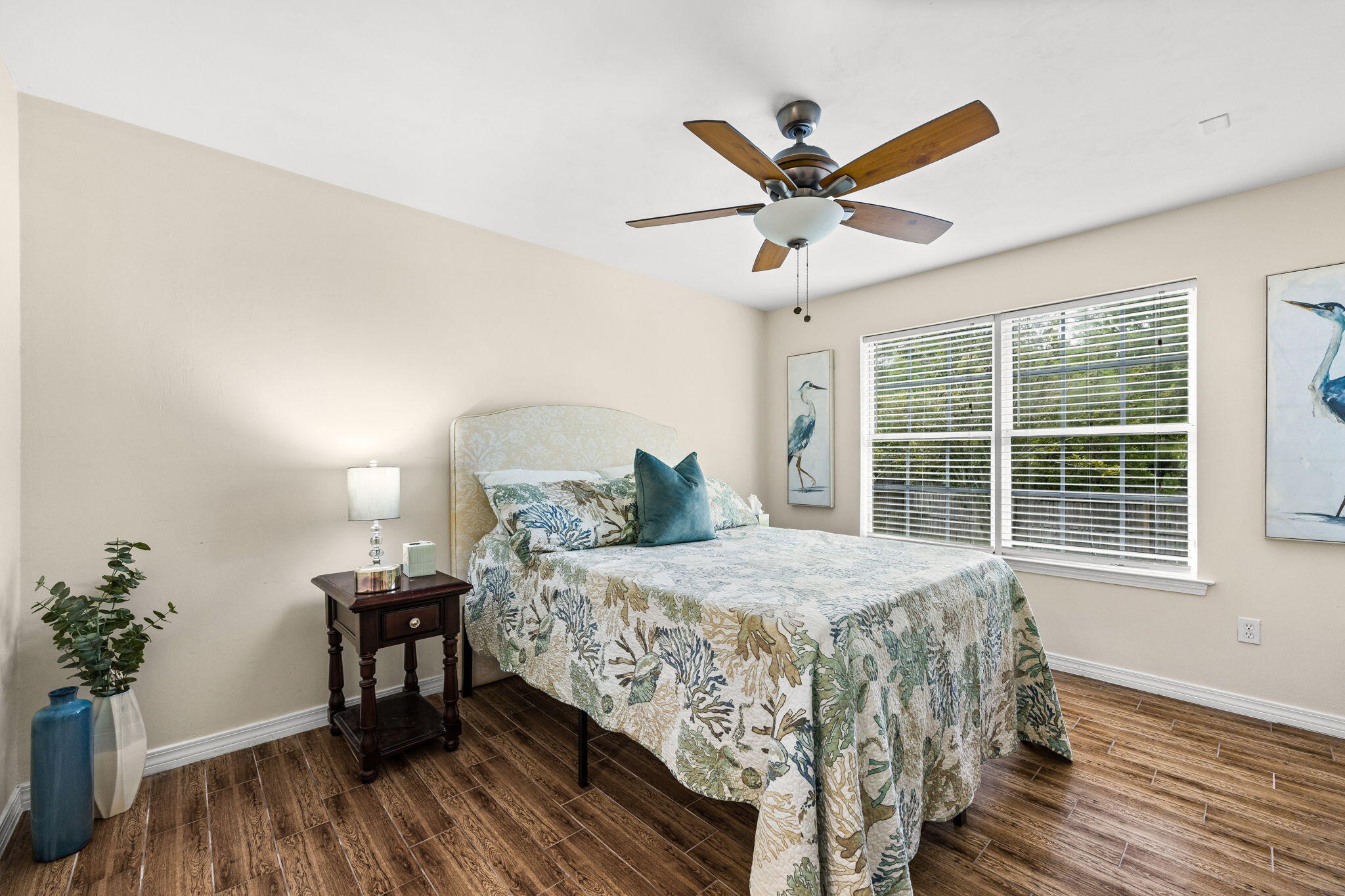 TOWN OF SANTA ROSA - Residential