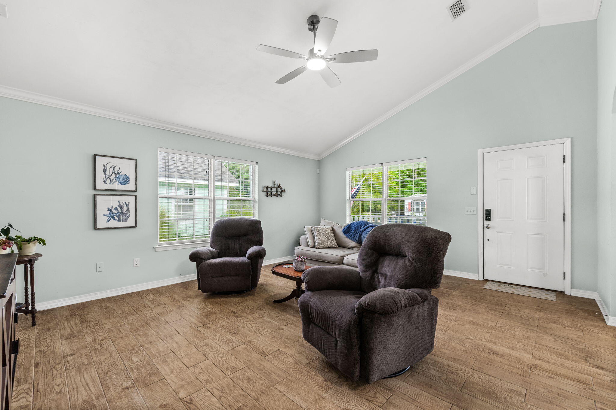 TOWN OF SANTA ROSA - Residential
