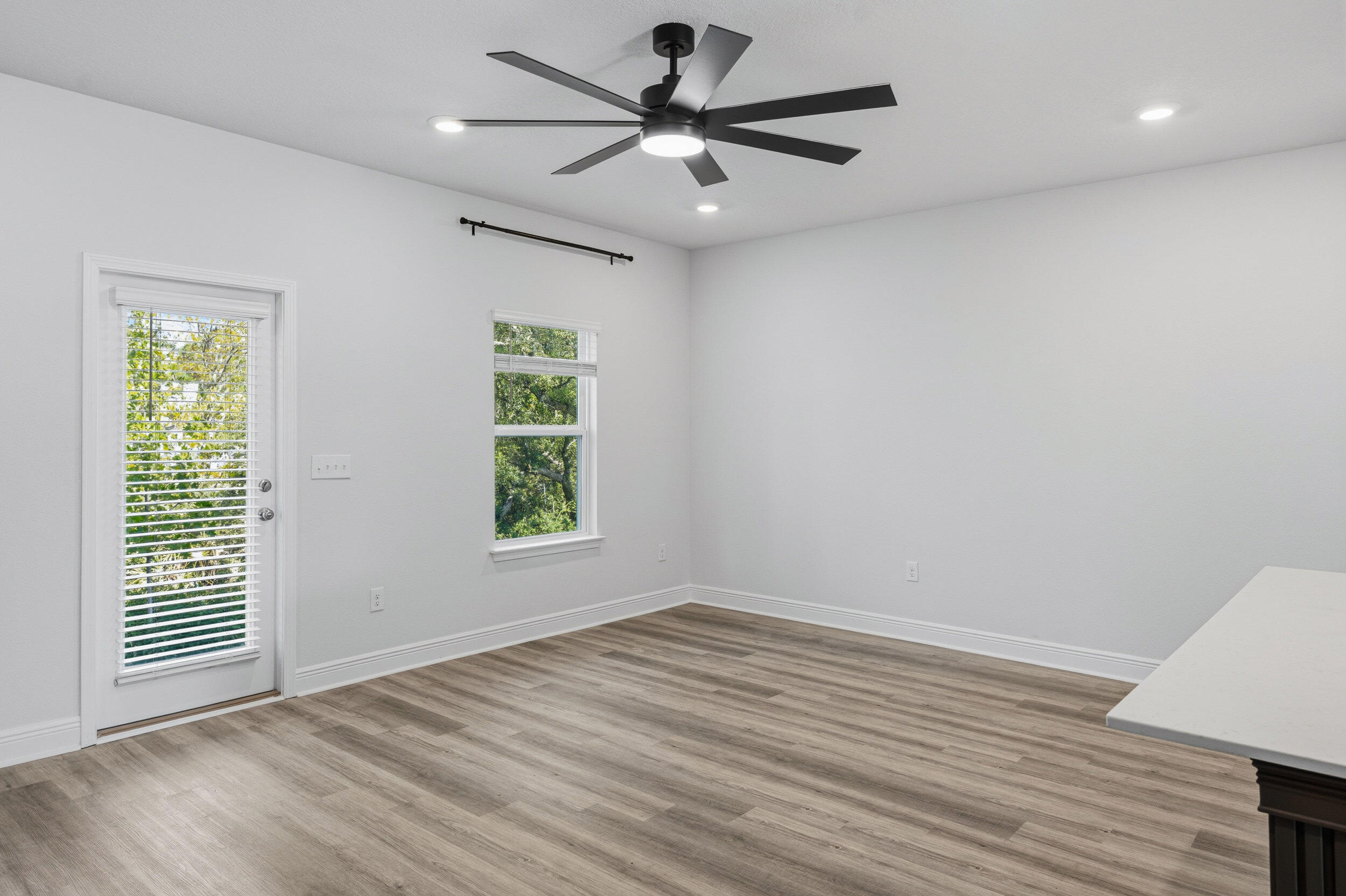 SOUNDVIEW T/H - Residential Lease