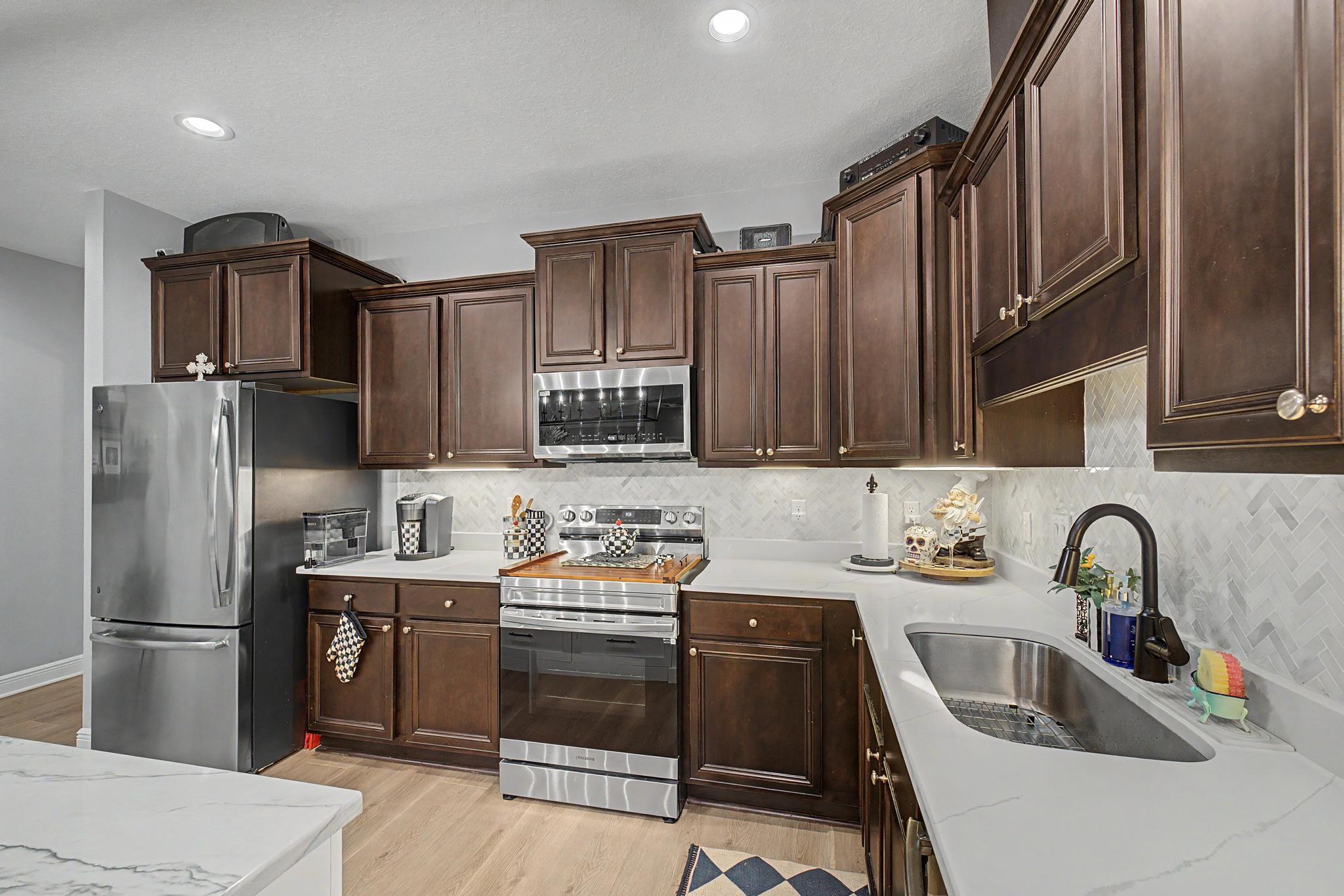 WATERFORD SOUND - Residential