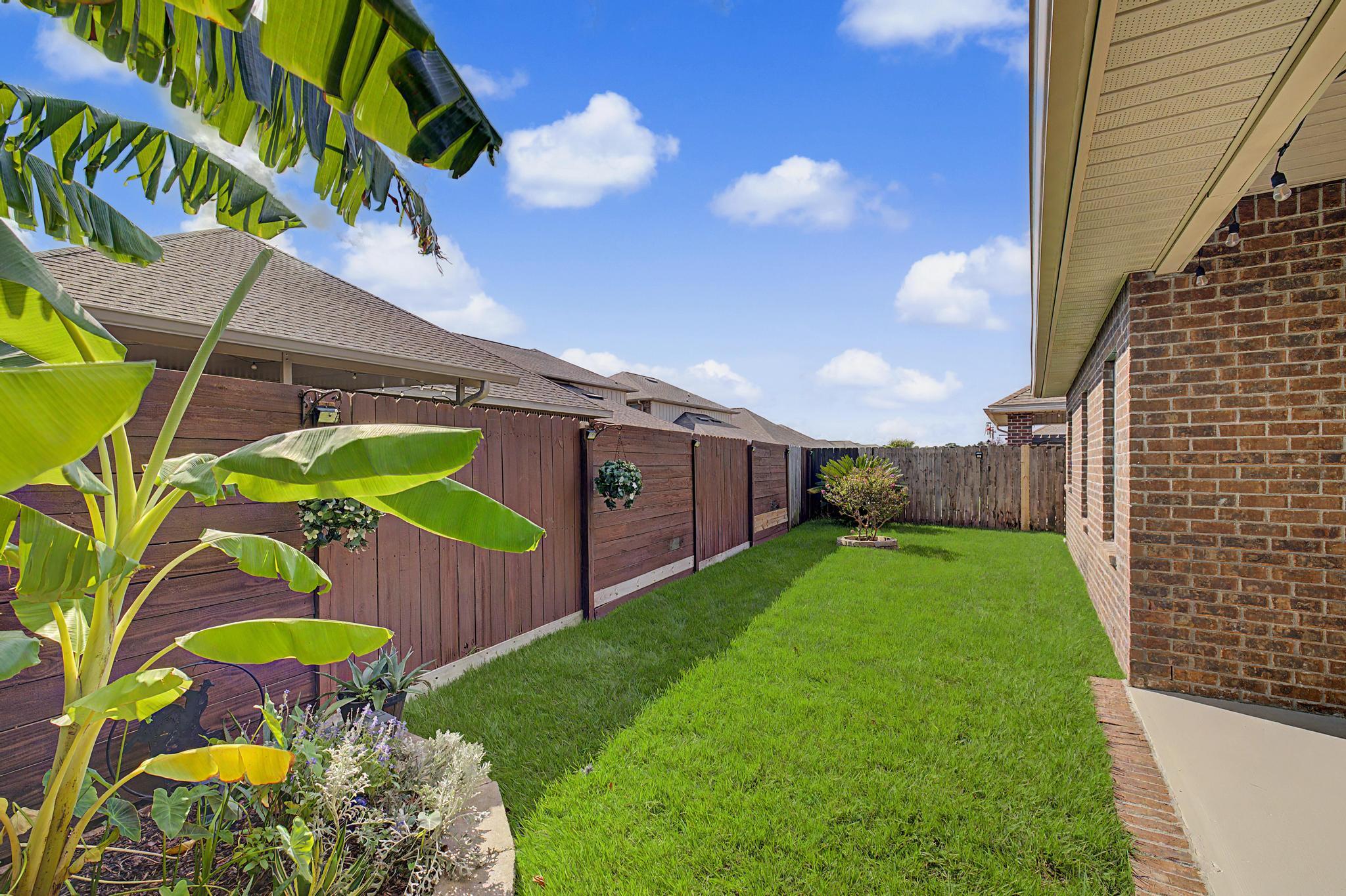 WATERFORD SOUND - Residential