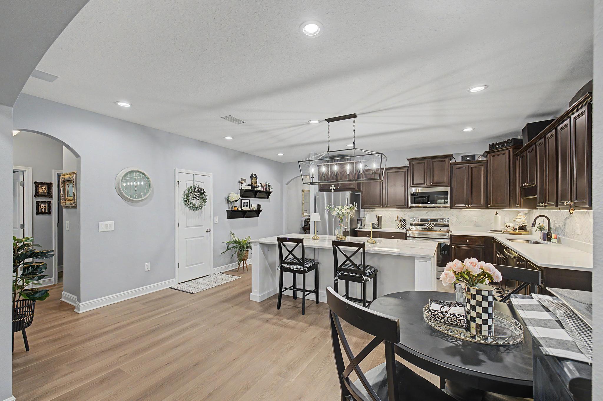 WATERFORD SOUND - Residential
