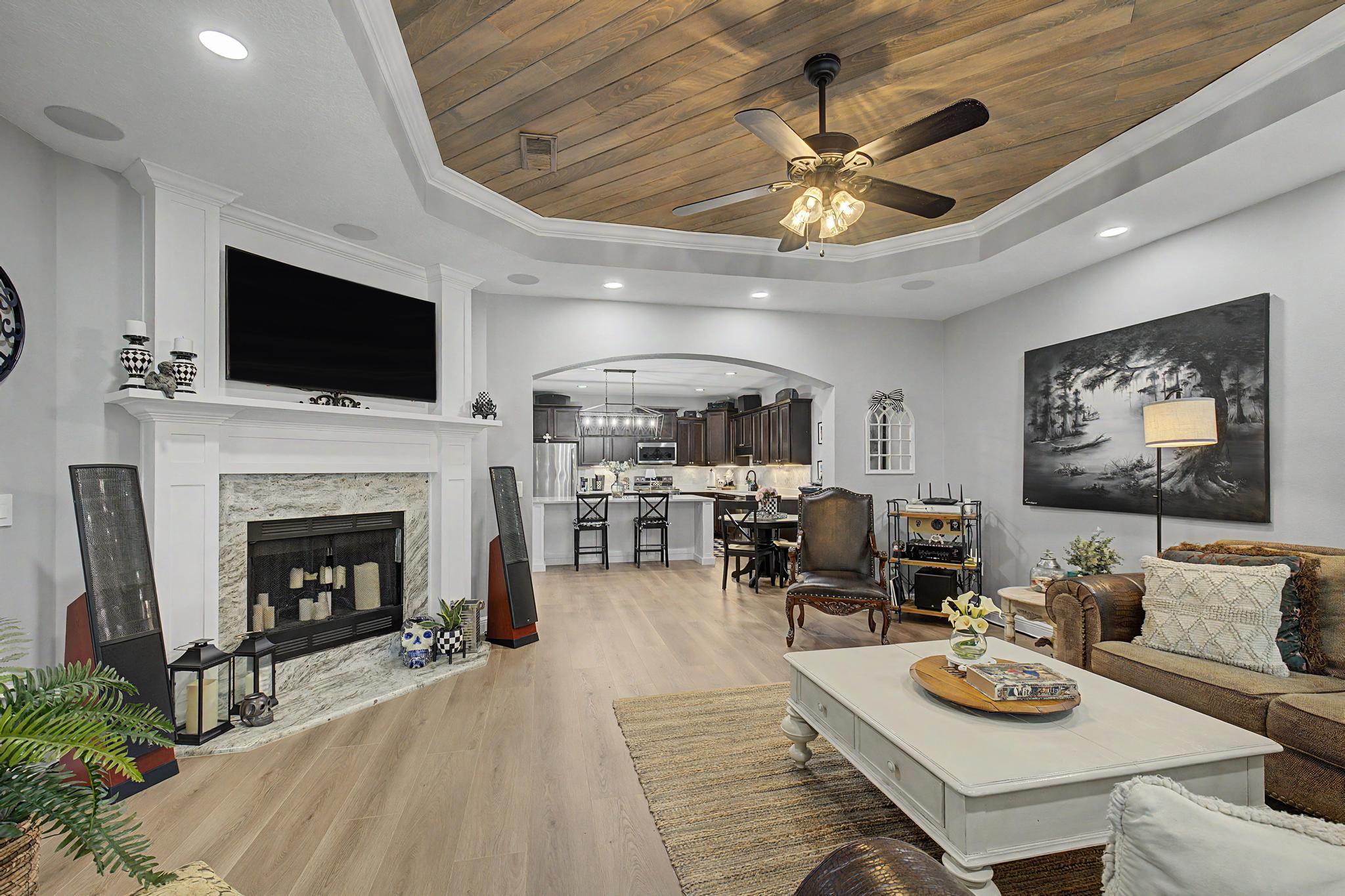 WATERFORD SOUND - Residential