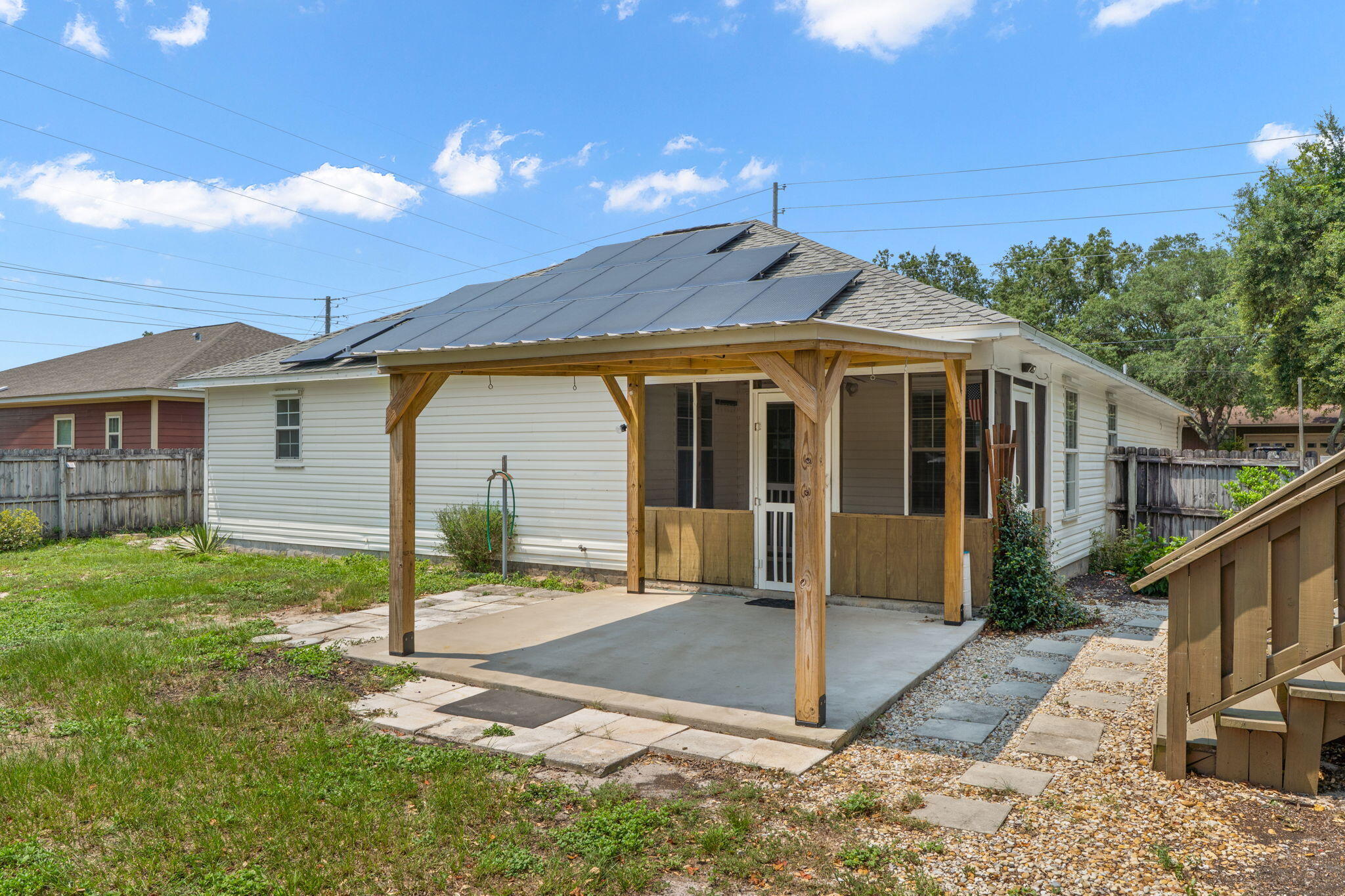 WEST NAVARRE - Residential