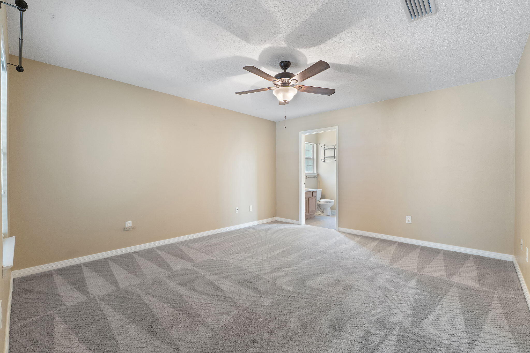 WEST NAVARRE - Residential