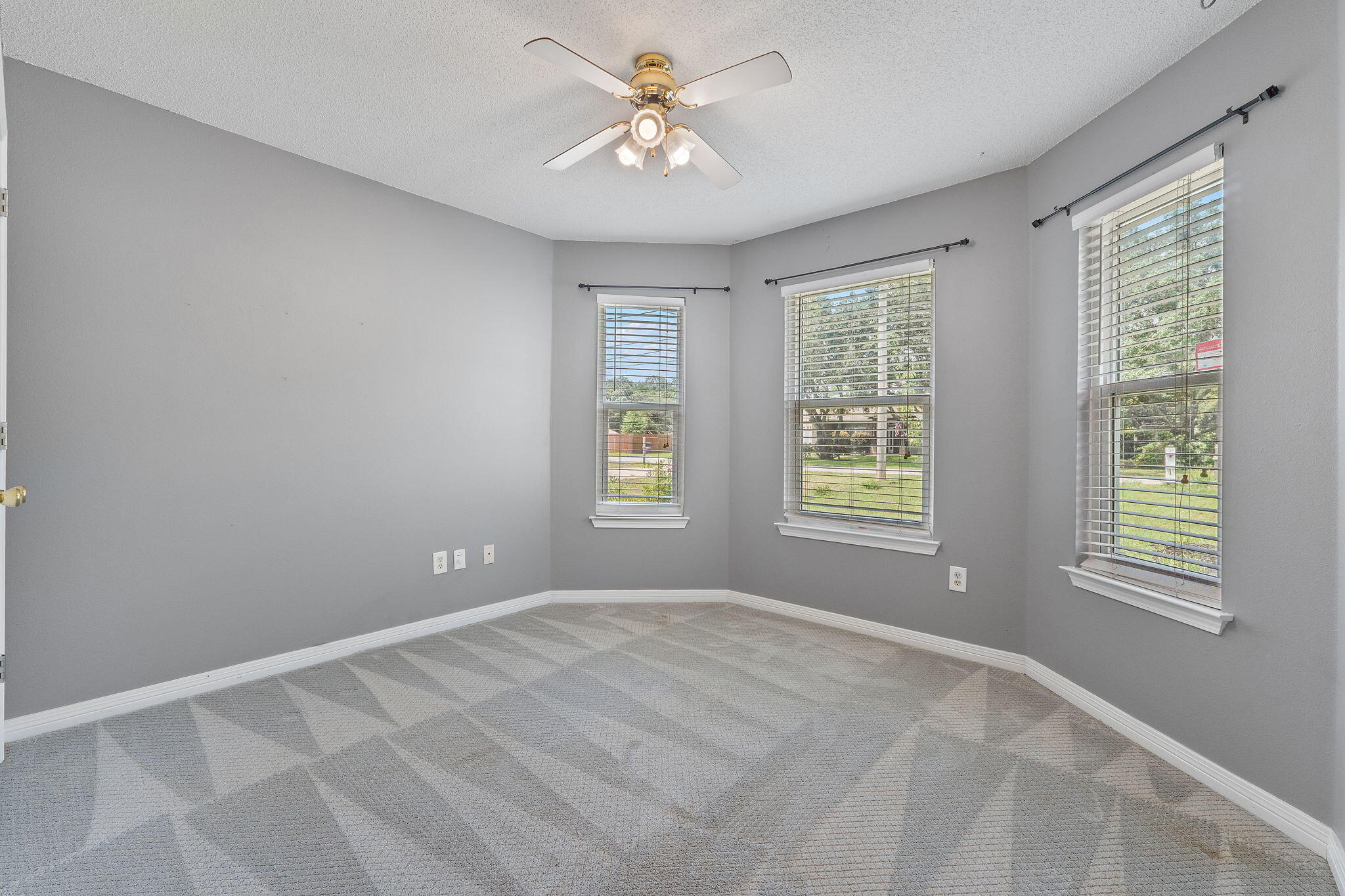WEST NAVARRE - Residential