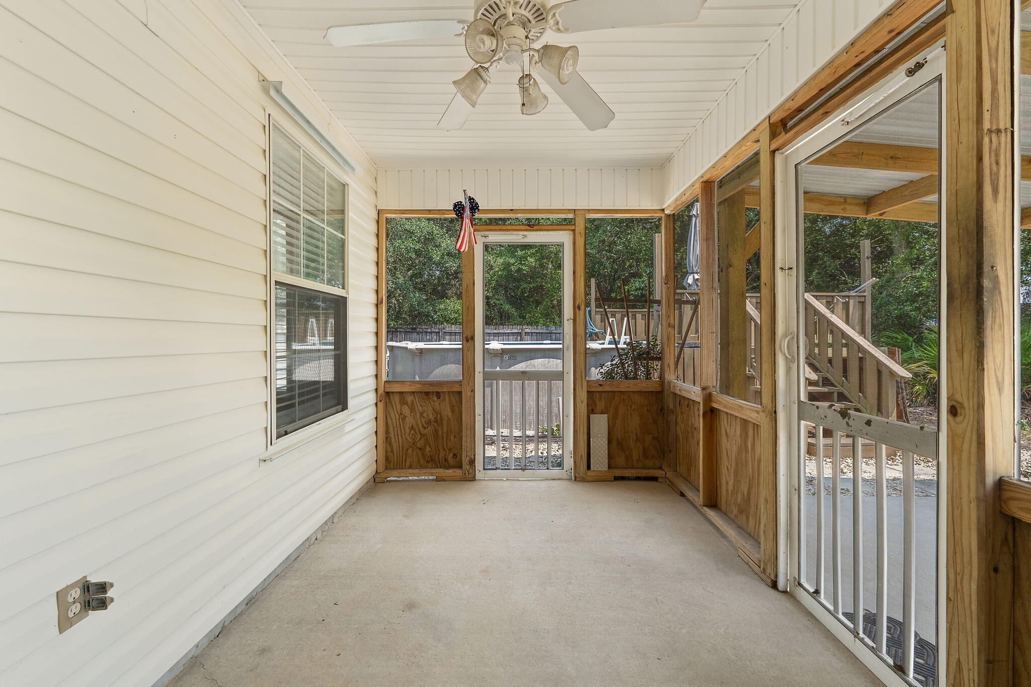 WEST NAVARRE - Residential