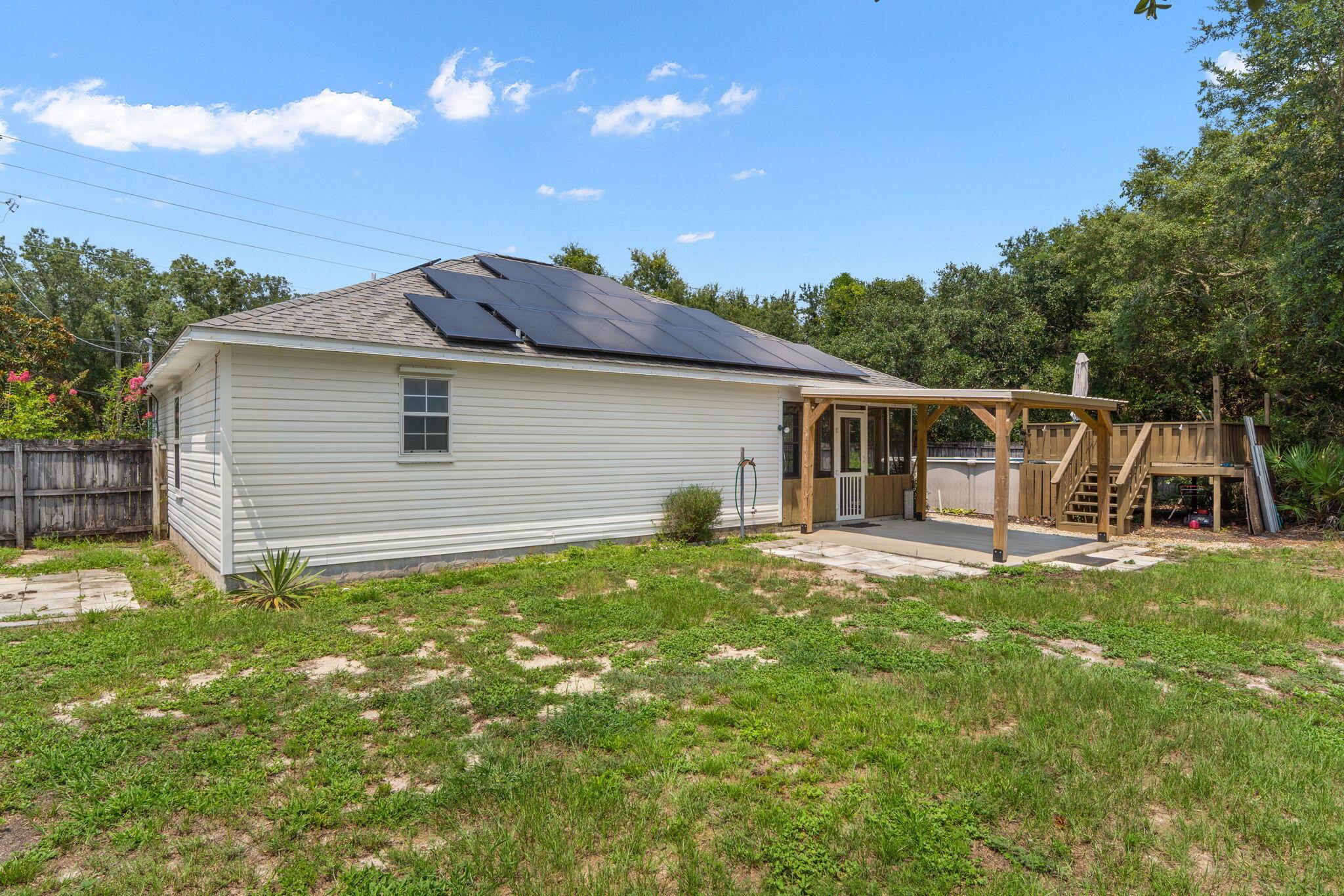 WEST NAVARRE - Residential