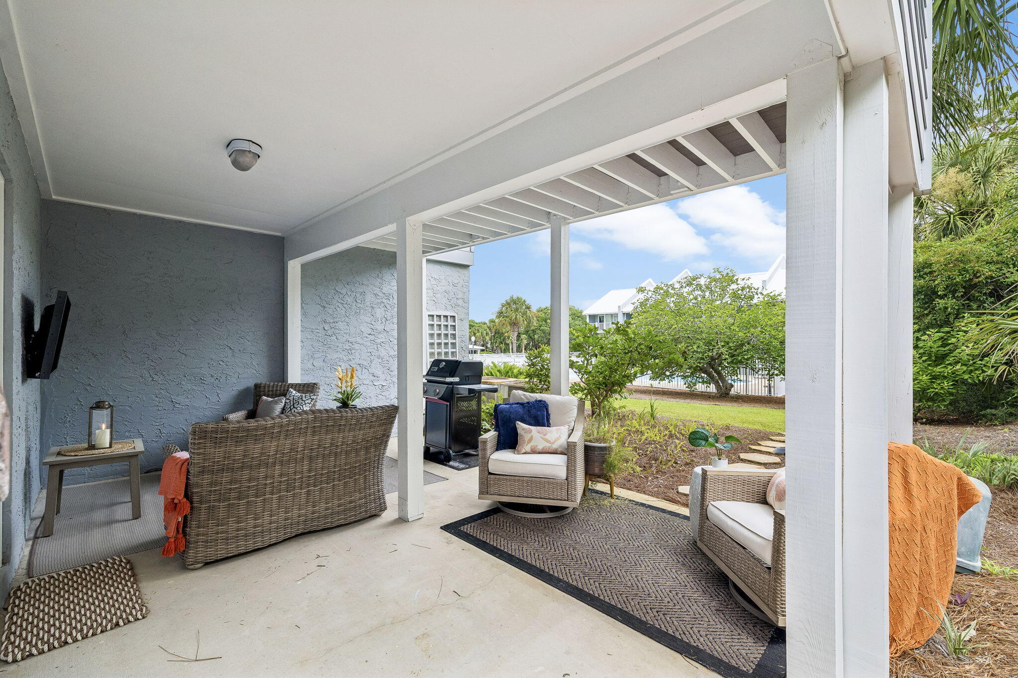 SEA BLUFF CONDO PH 2 - Residential