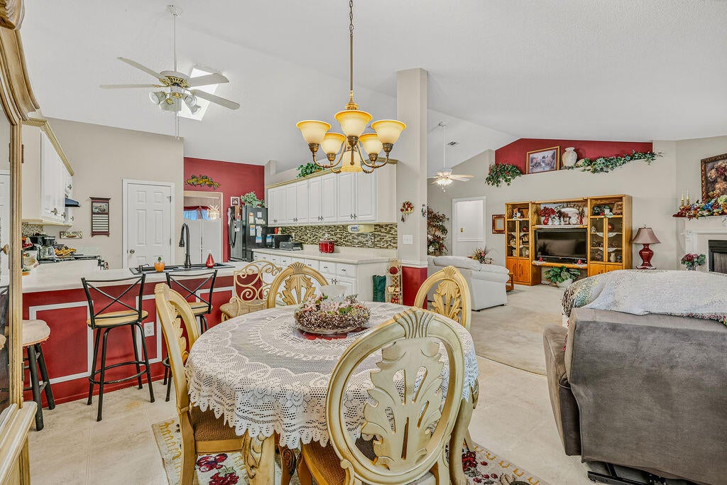 CHEROKEE BEND S/D PH 2 - Residential