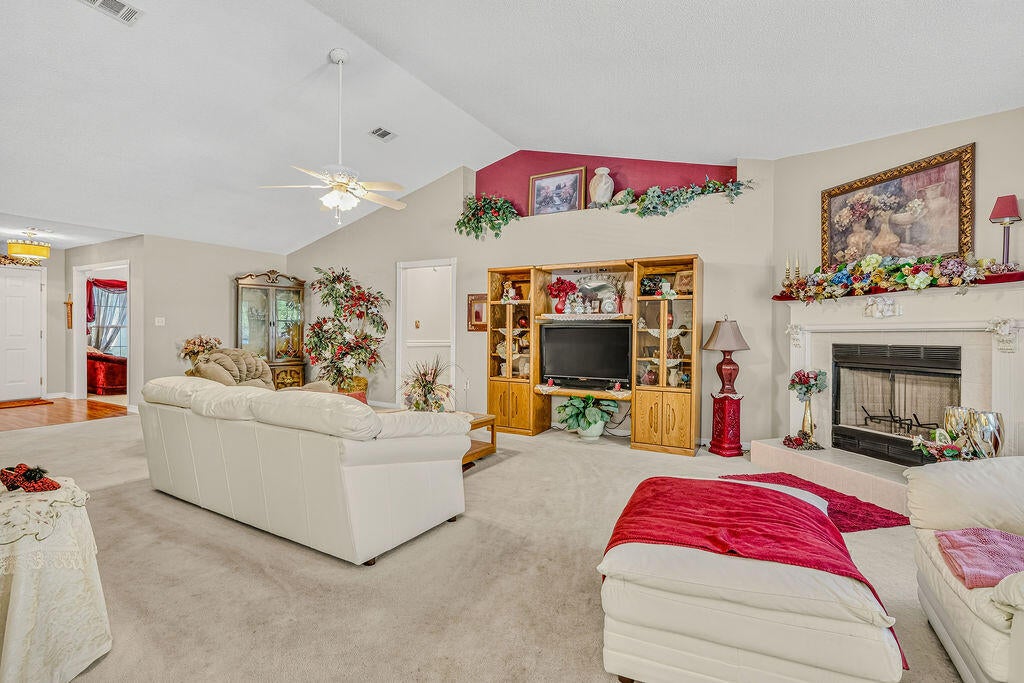 CHEROKEE BEND S/D PH 2 - Residential
