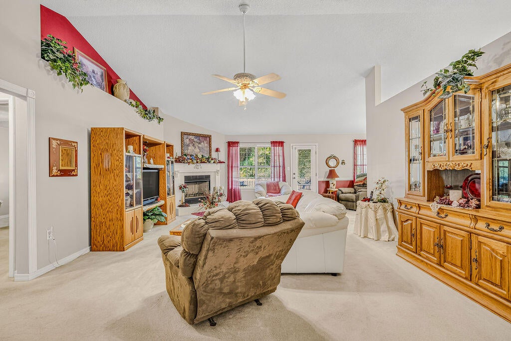 CHEROKEE BEND S/D PH 2 - Residential