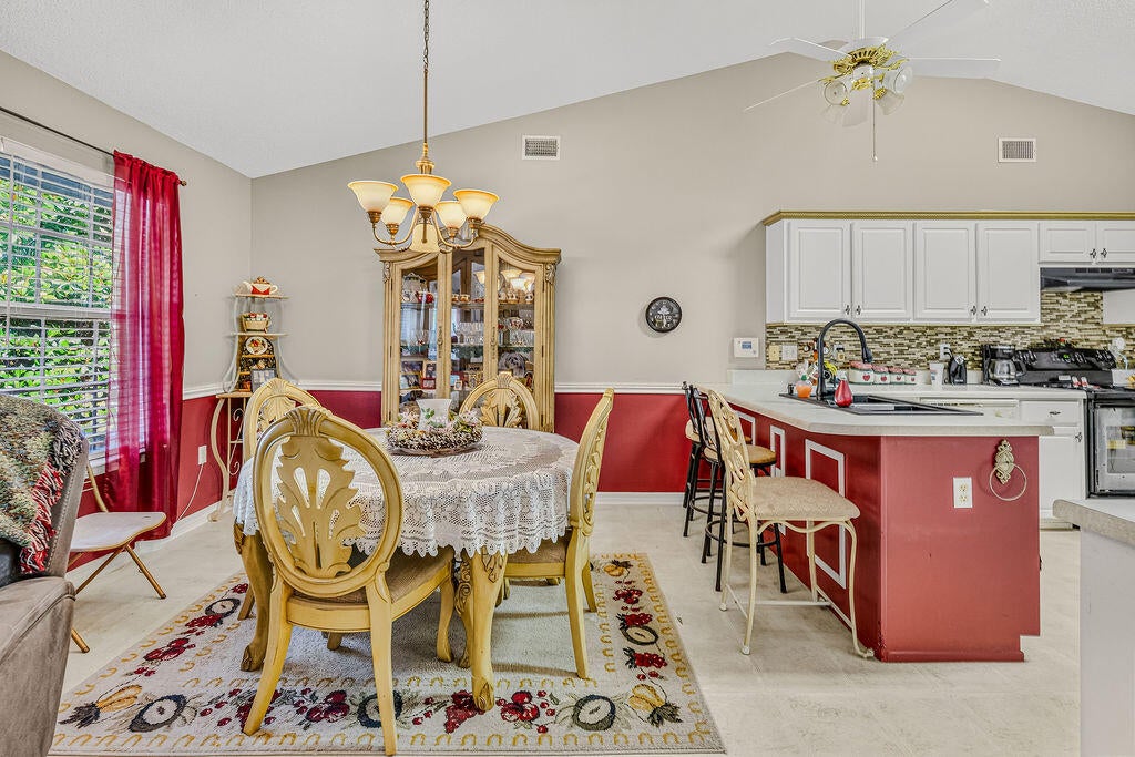 CHEROKEE BEND S/D PH 2 - Residential