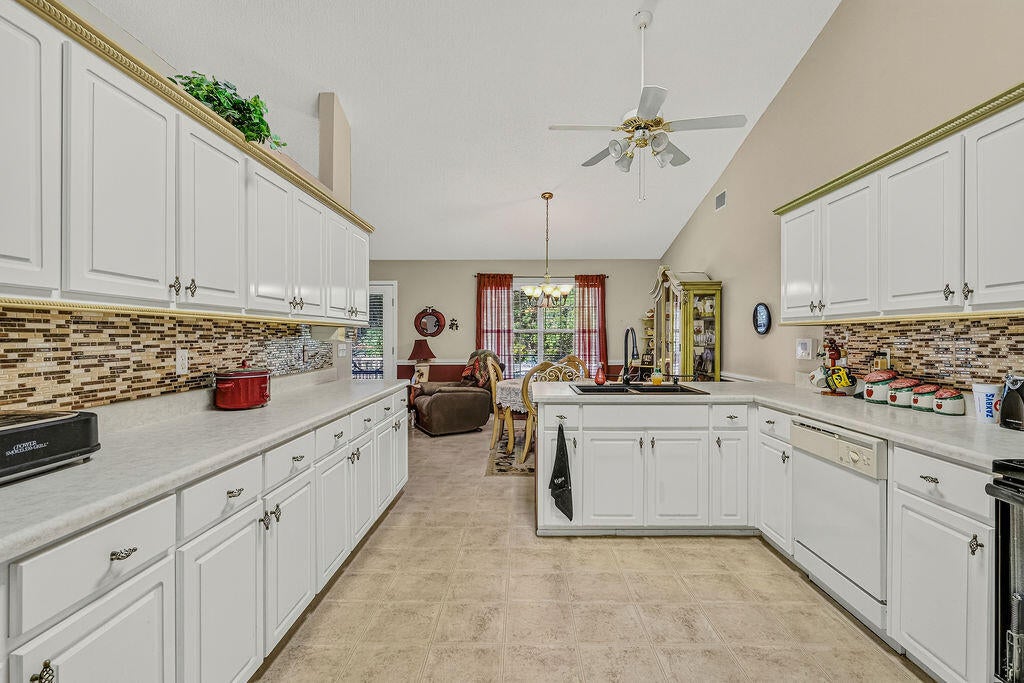 CHEROKEE BEND S/D PH 2 - Residential