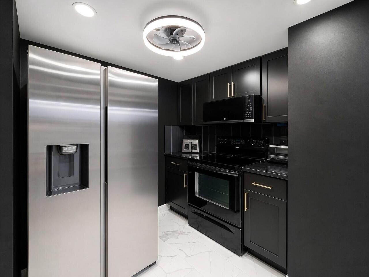 FOUNTAINHEAD CONDO - Residential