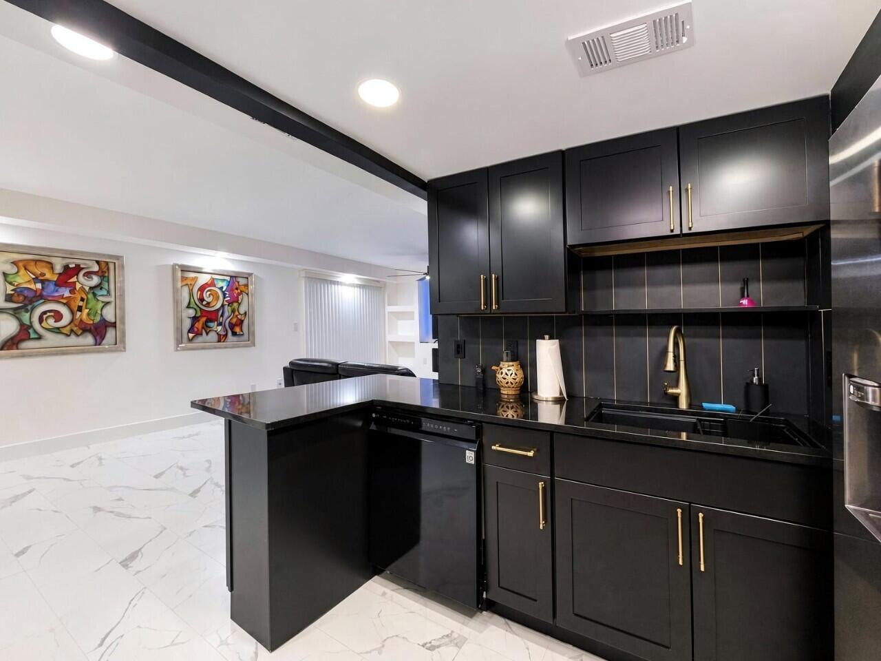 FOUNTAINHEAD CONDO - Residential