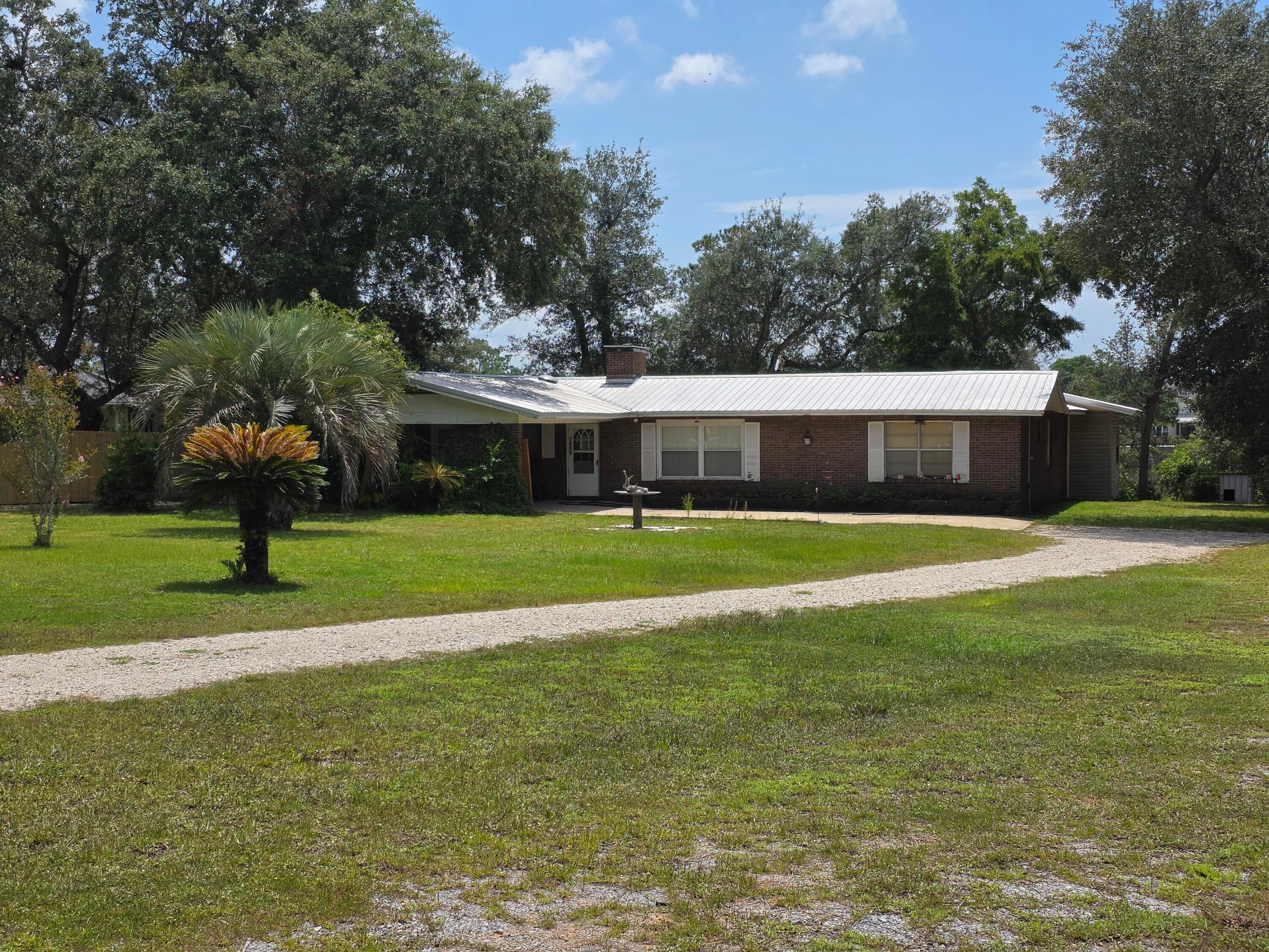 NO RECORDED SUBDIVISION - Residential