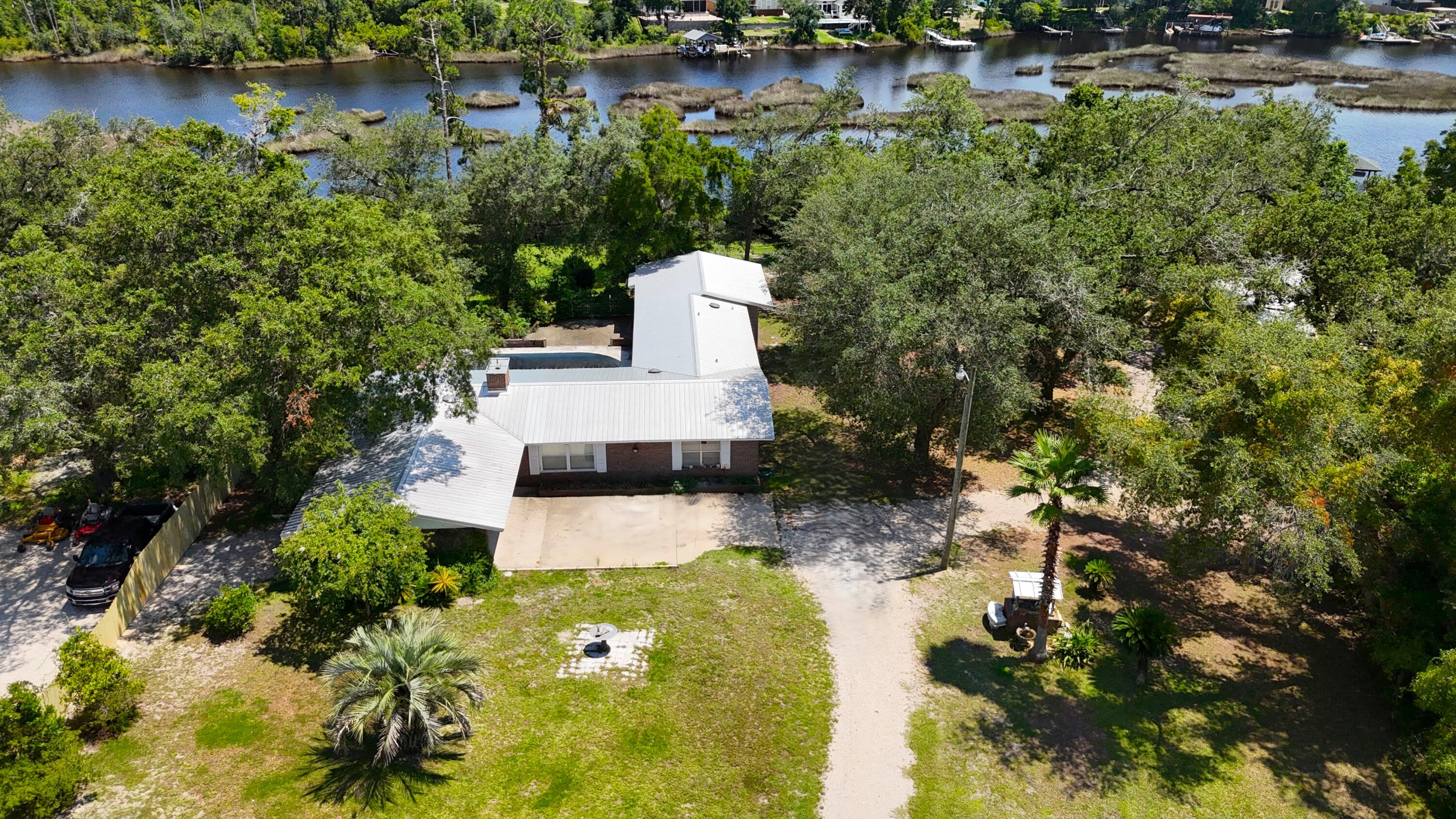 NO RECORDED SUBDIVISION - Residential
