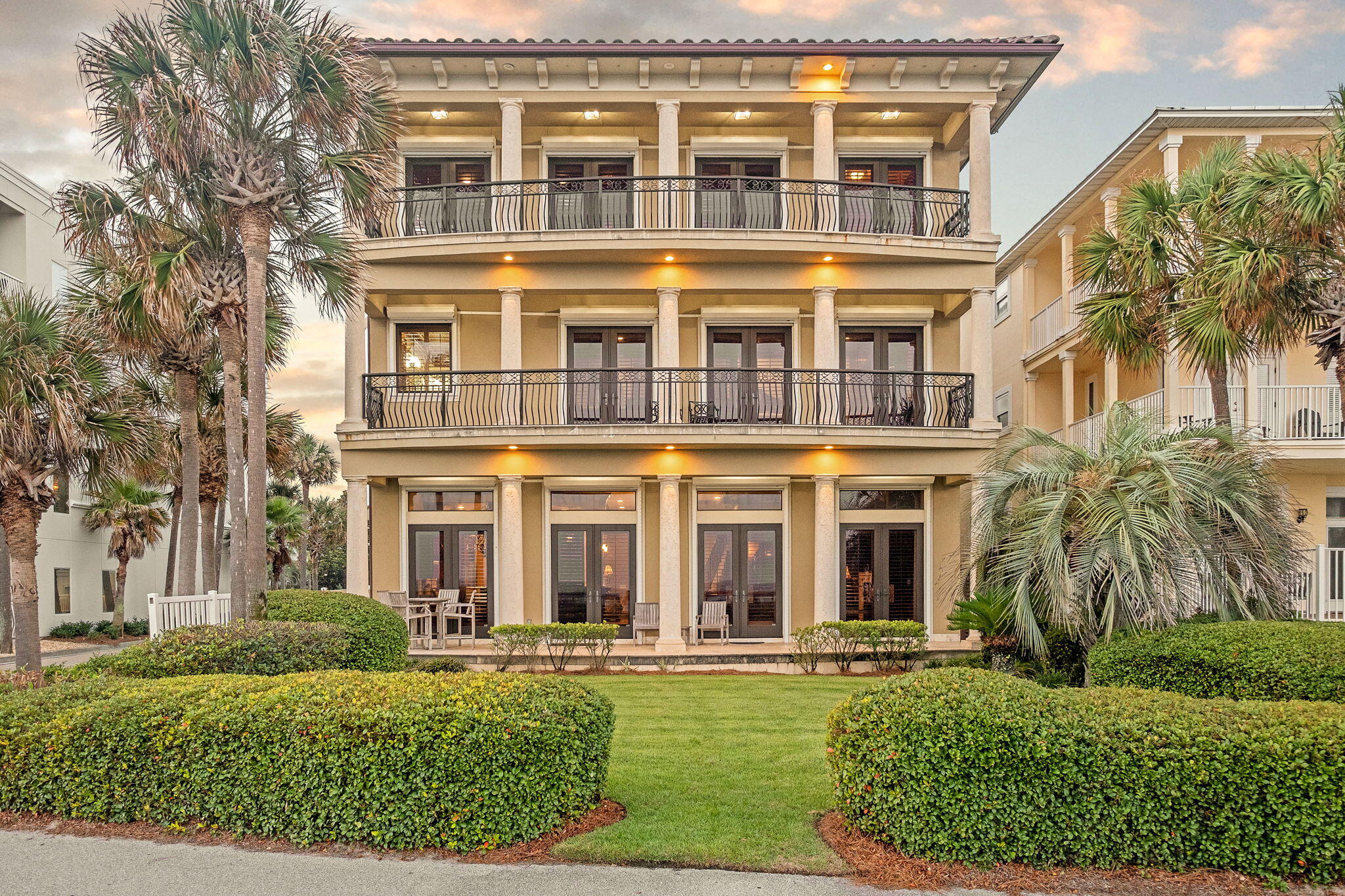 MARAVILLA SHORES - Residential