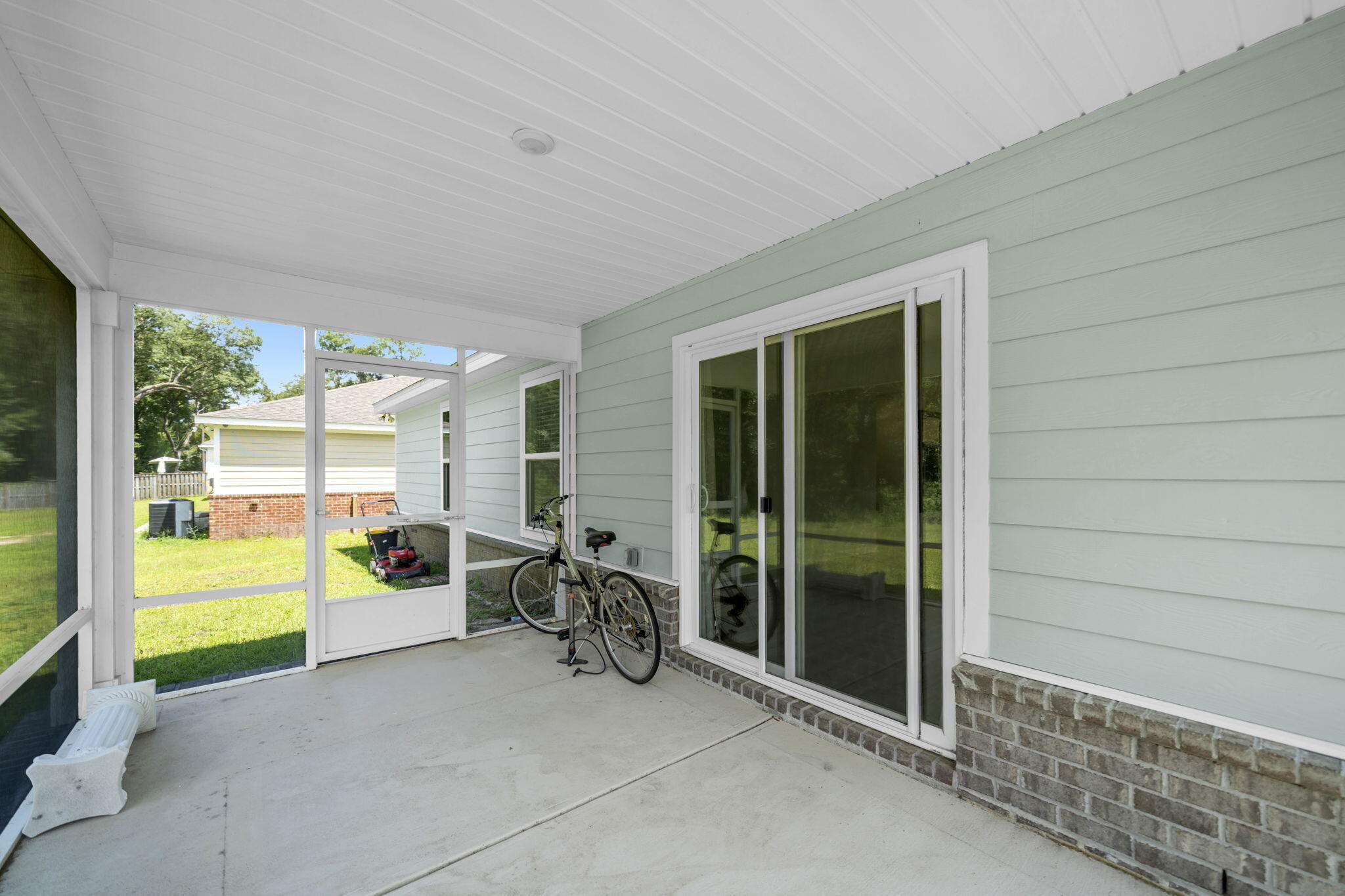 Lafayette Creek Landing - Residential Lease