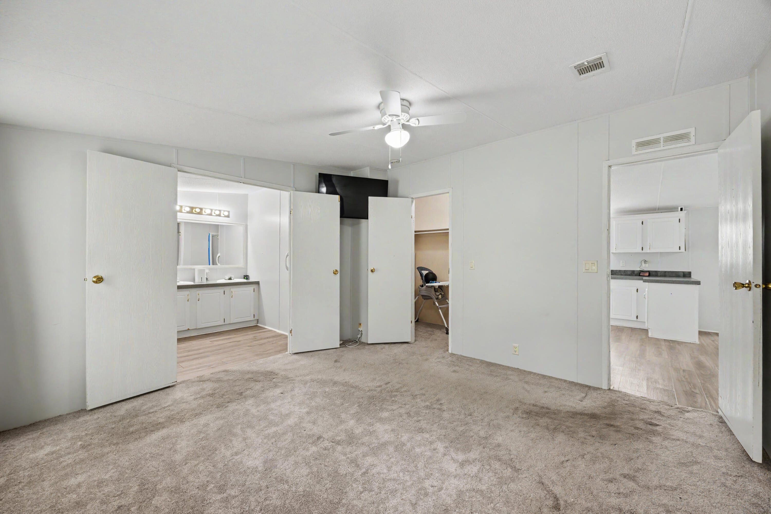 KING LAKE ESTATES - Residential