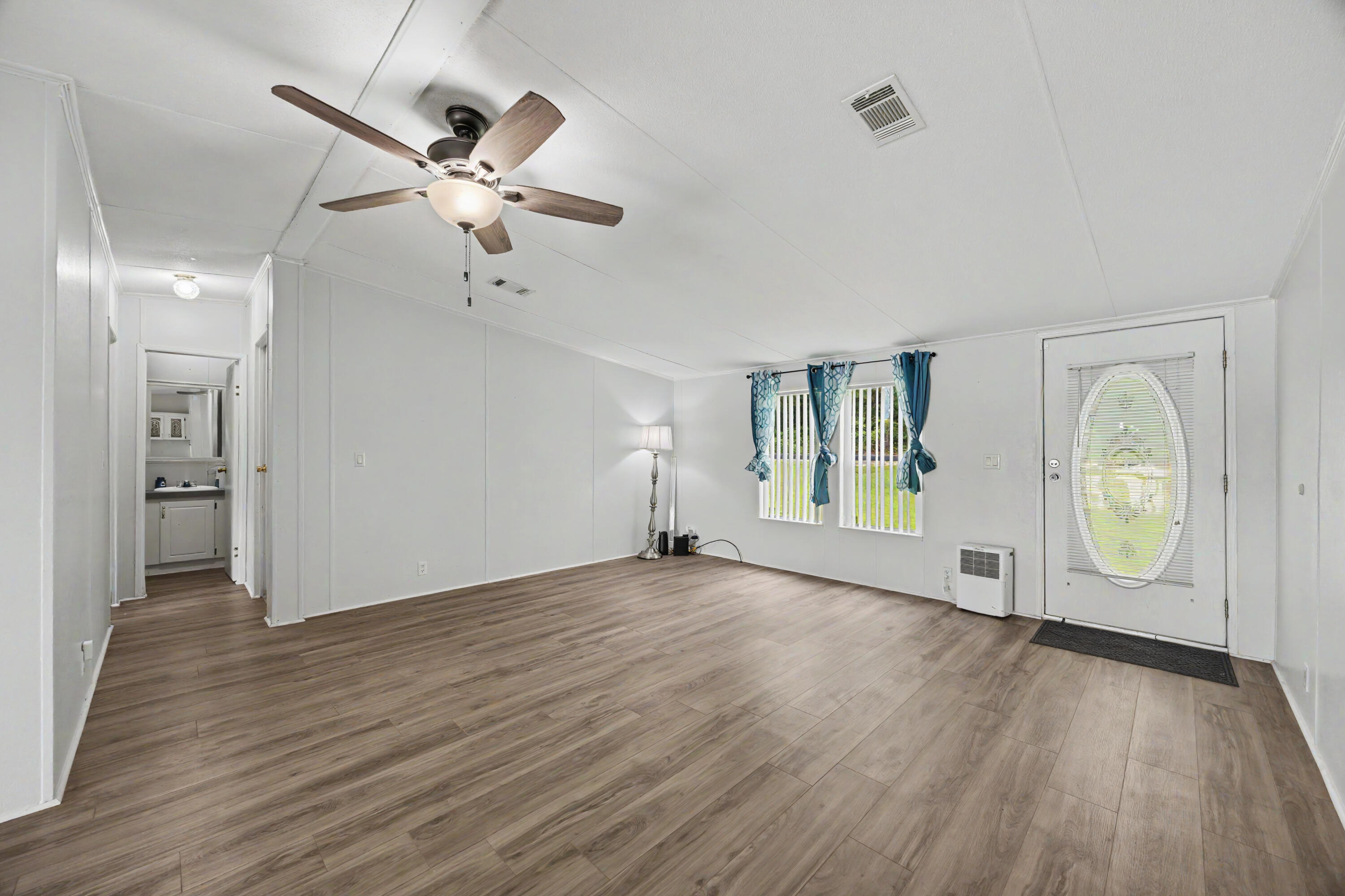 KING LAKE ESTATES - Residential