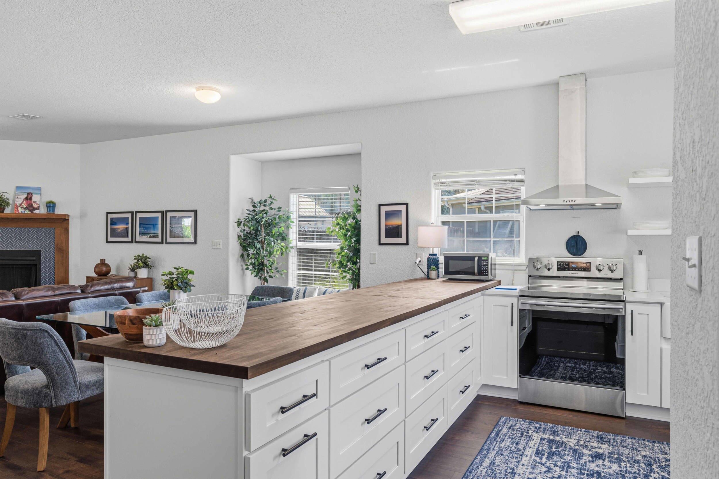 HIDDEN HARBOR ESTATES - Residential