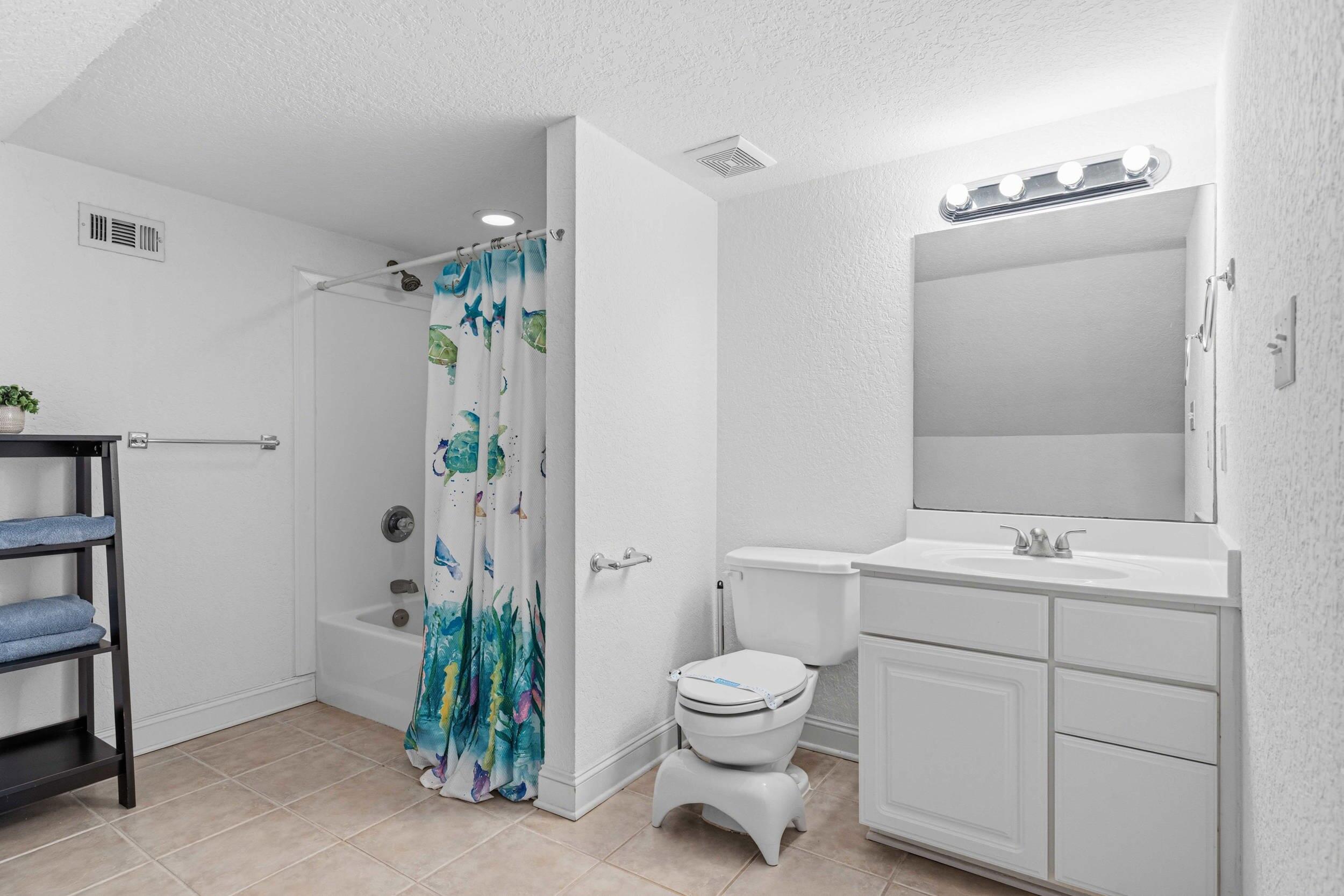 HIDDEN HARBOR ESTATES - Residential