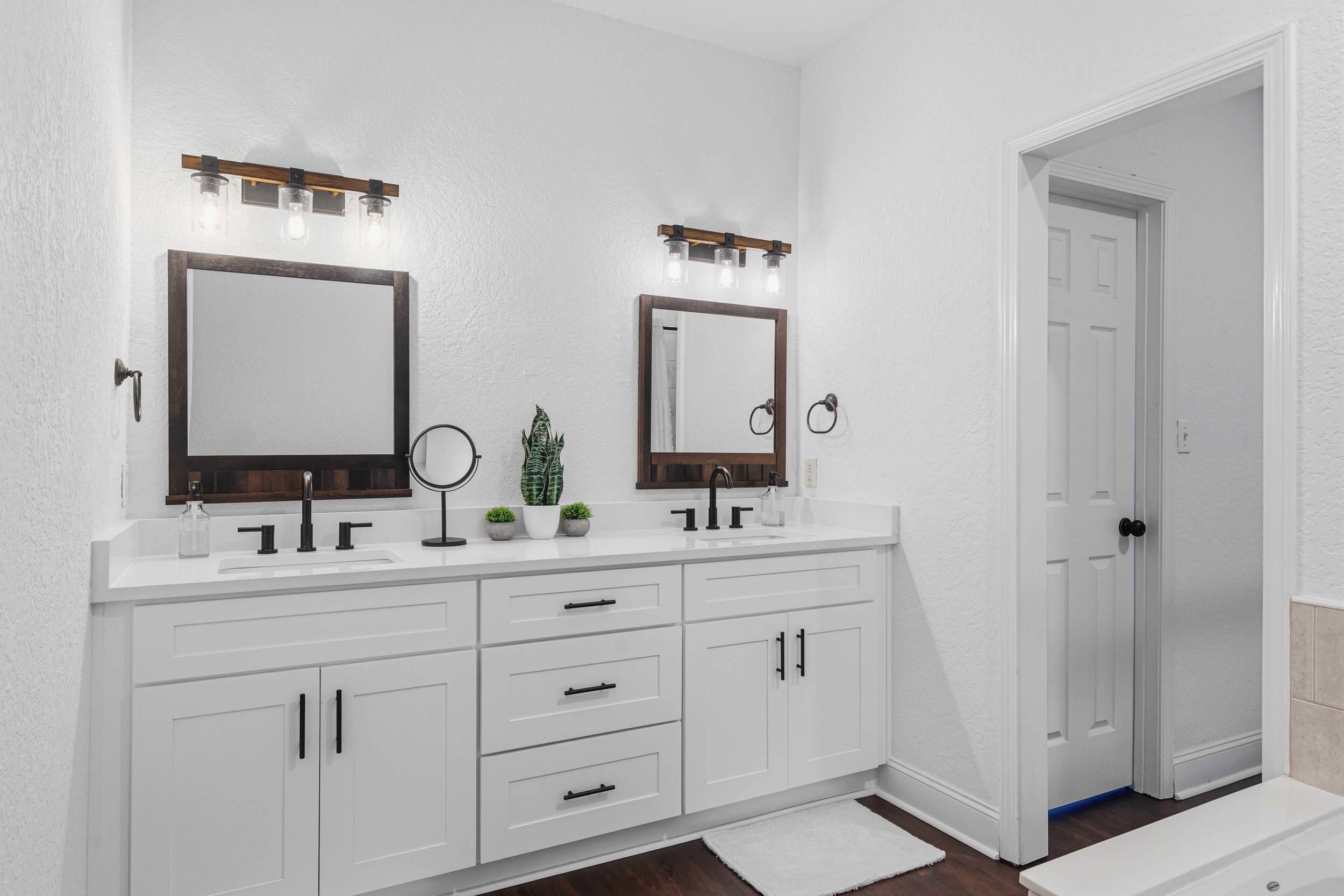 HIDDEN HARBOR ESTATES - Residential