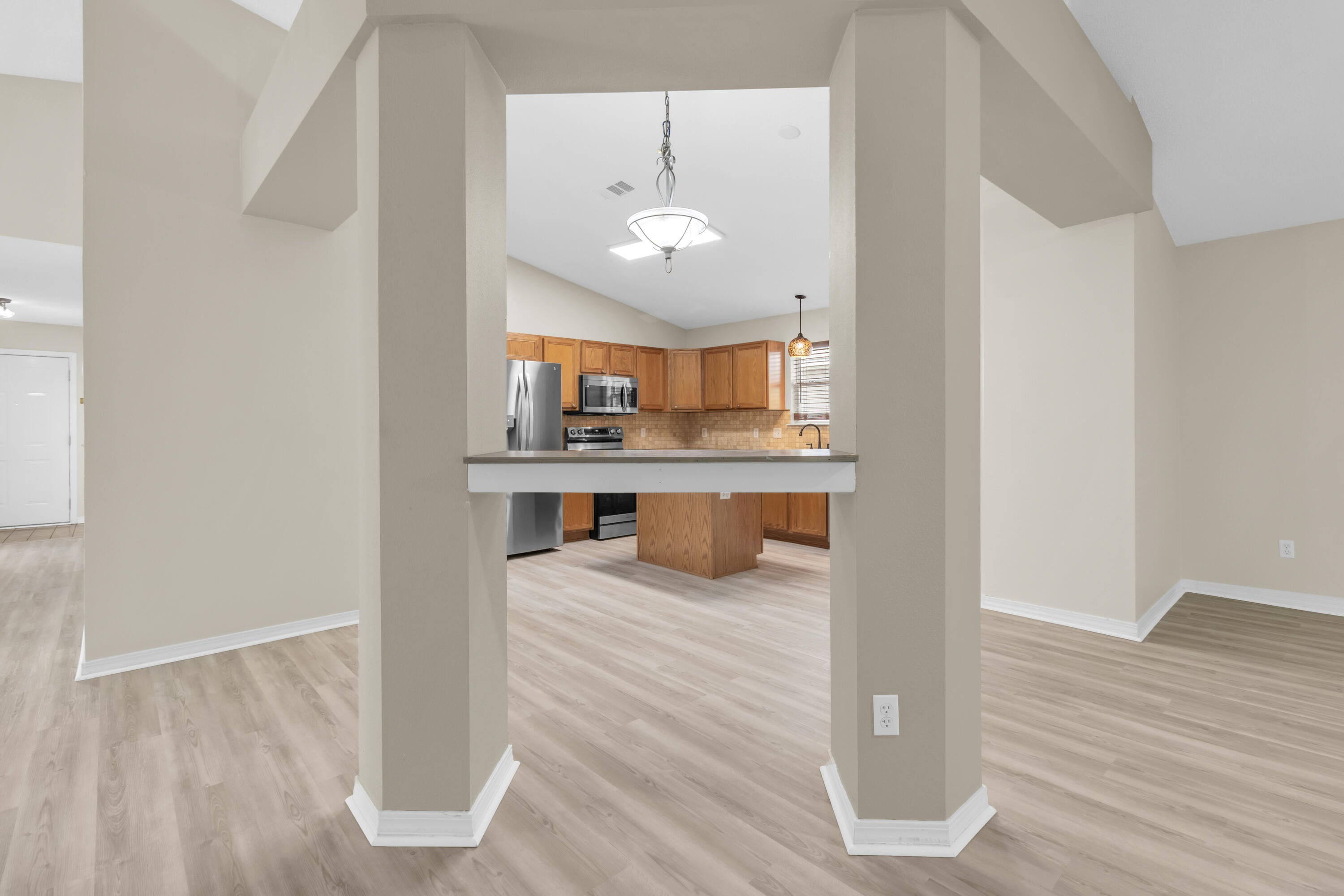 VILLAS AT CHANTILLY THE - Residential